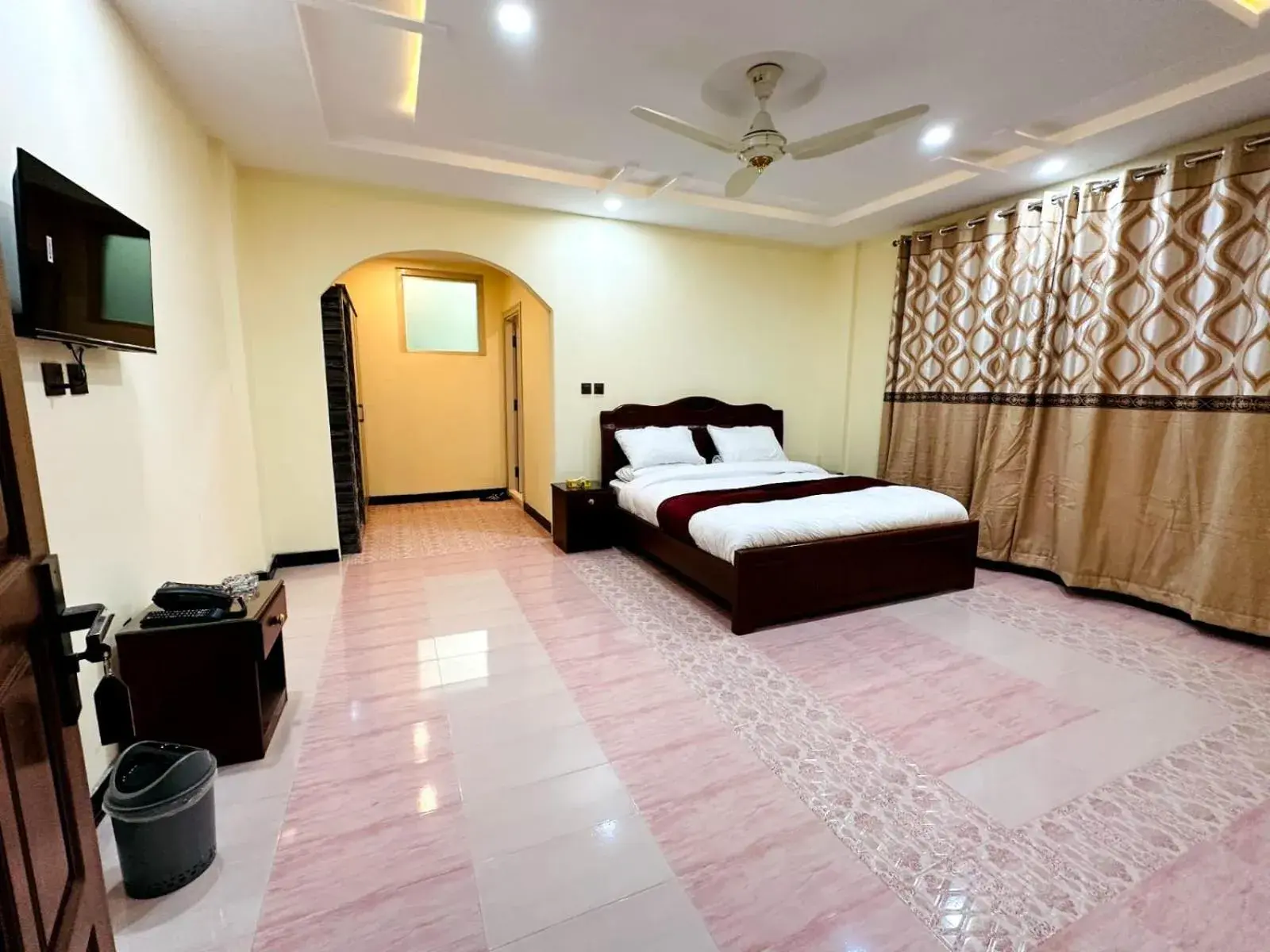 Superior Double Room - single occupancy in Desert One Hotel Skardu Superior Double Room - single occupancy in Desert One Hotel Skardu
