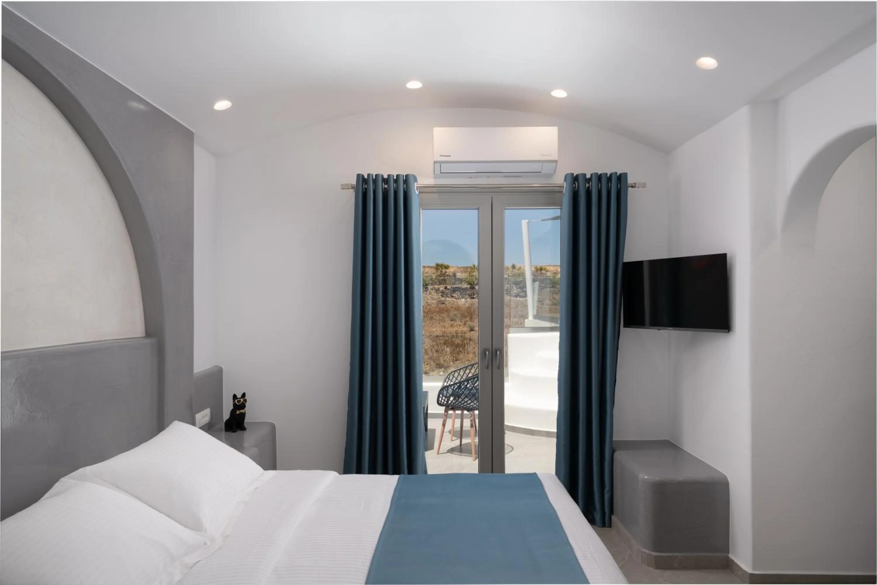 Bed in Griseo Villas