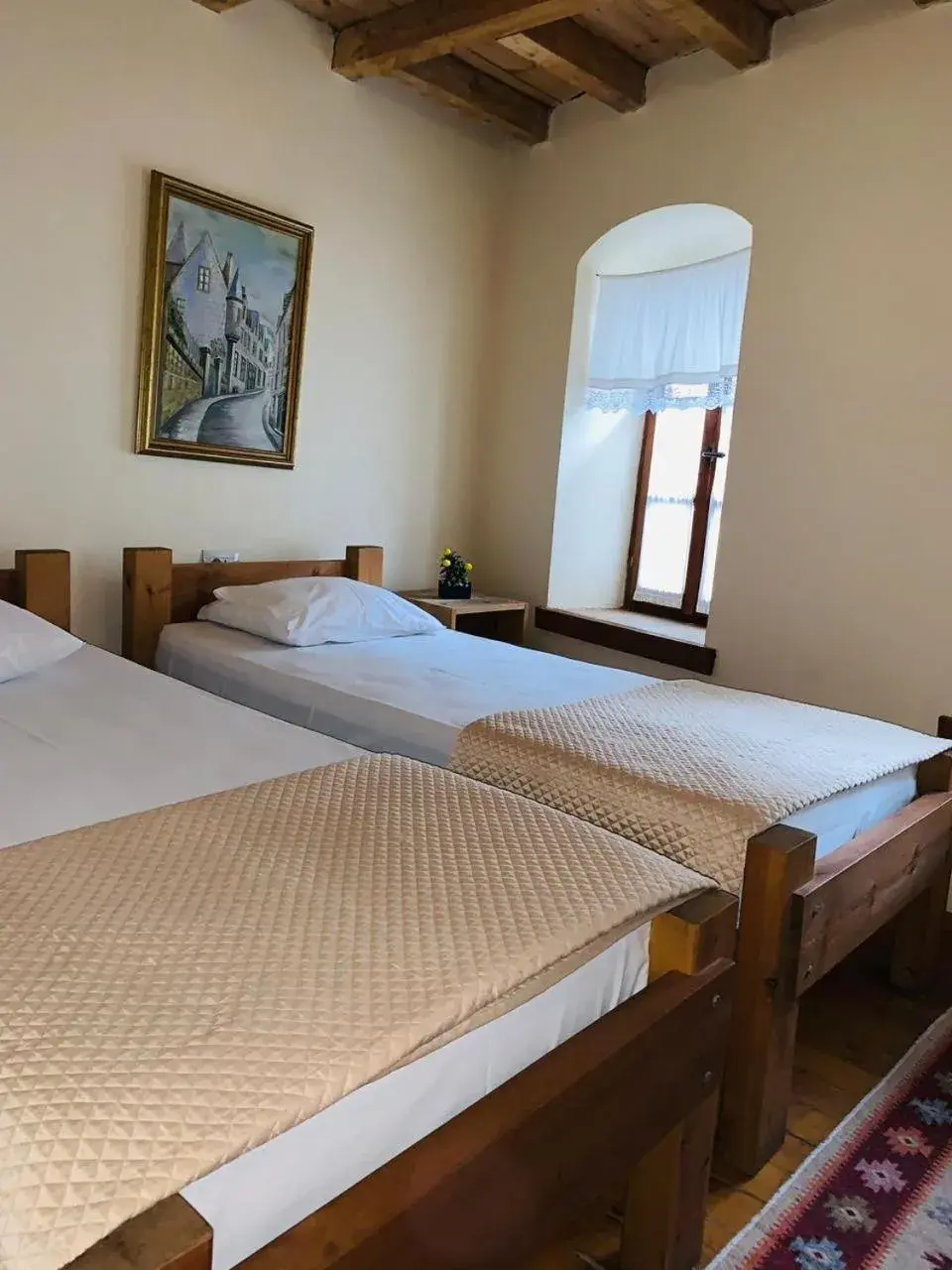 Deluxe Twin Room in Guest House and Hostel VAL-MAR Deluxe Twin Room in Guest House and Hostel VAL-MAR