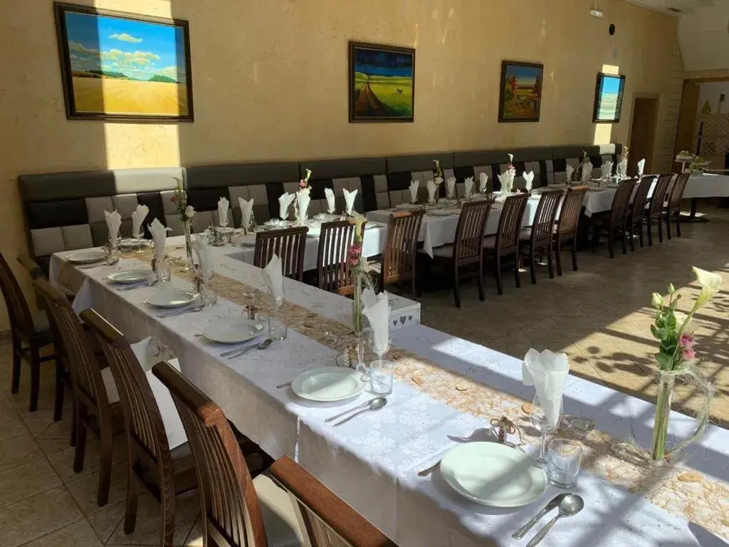 Weinhotel Kirchenwirt Weinhotel Kirchenwirt