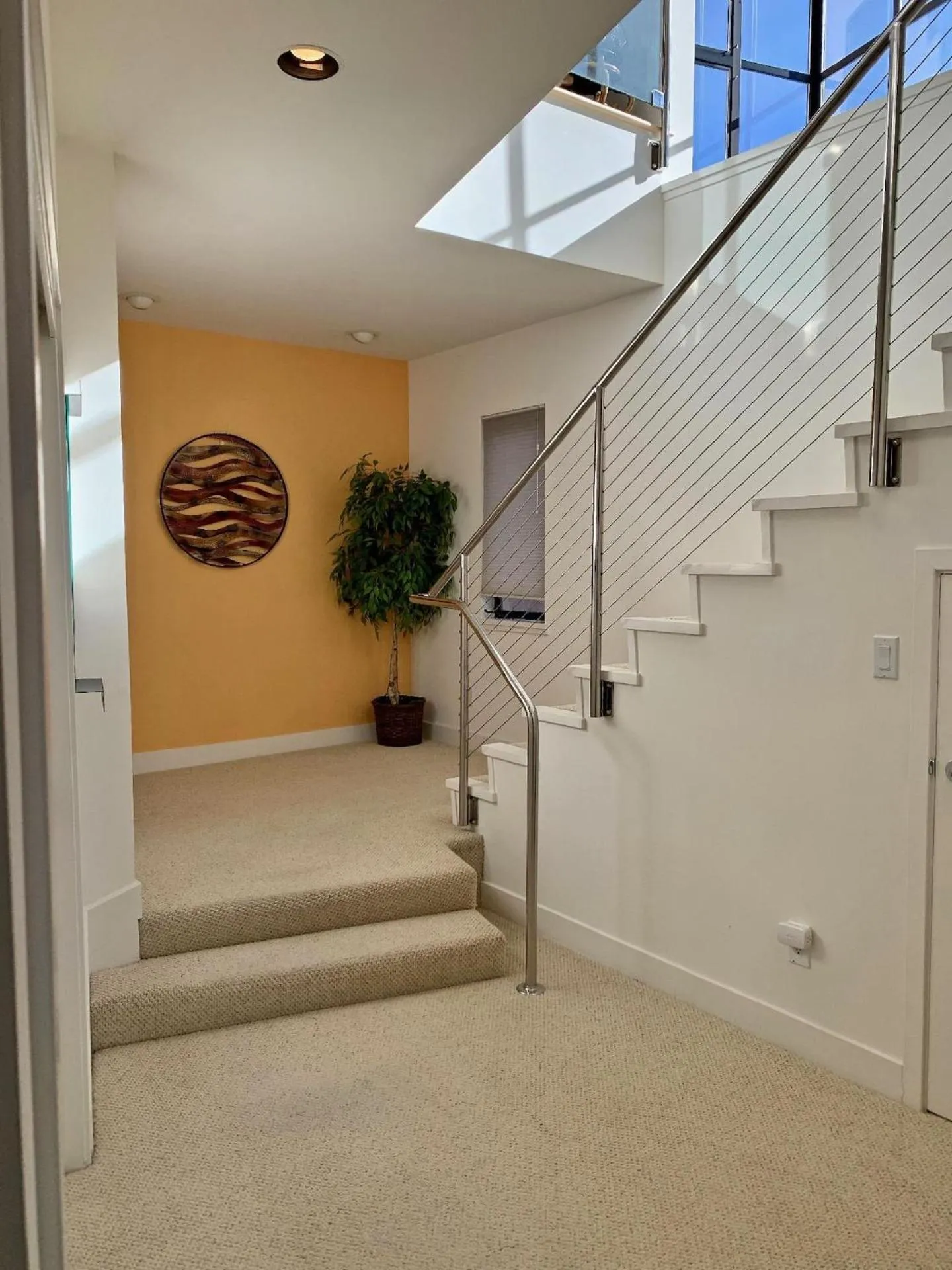 Facade/entrance in Luxurious Hillside Home wAC & Gorgeous SF Views!