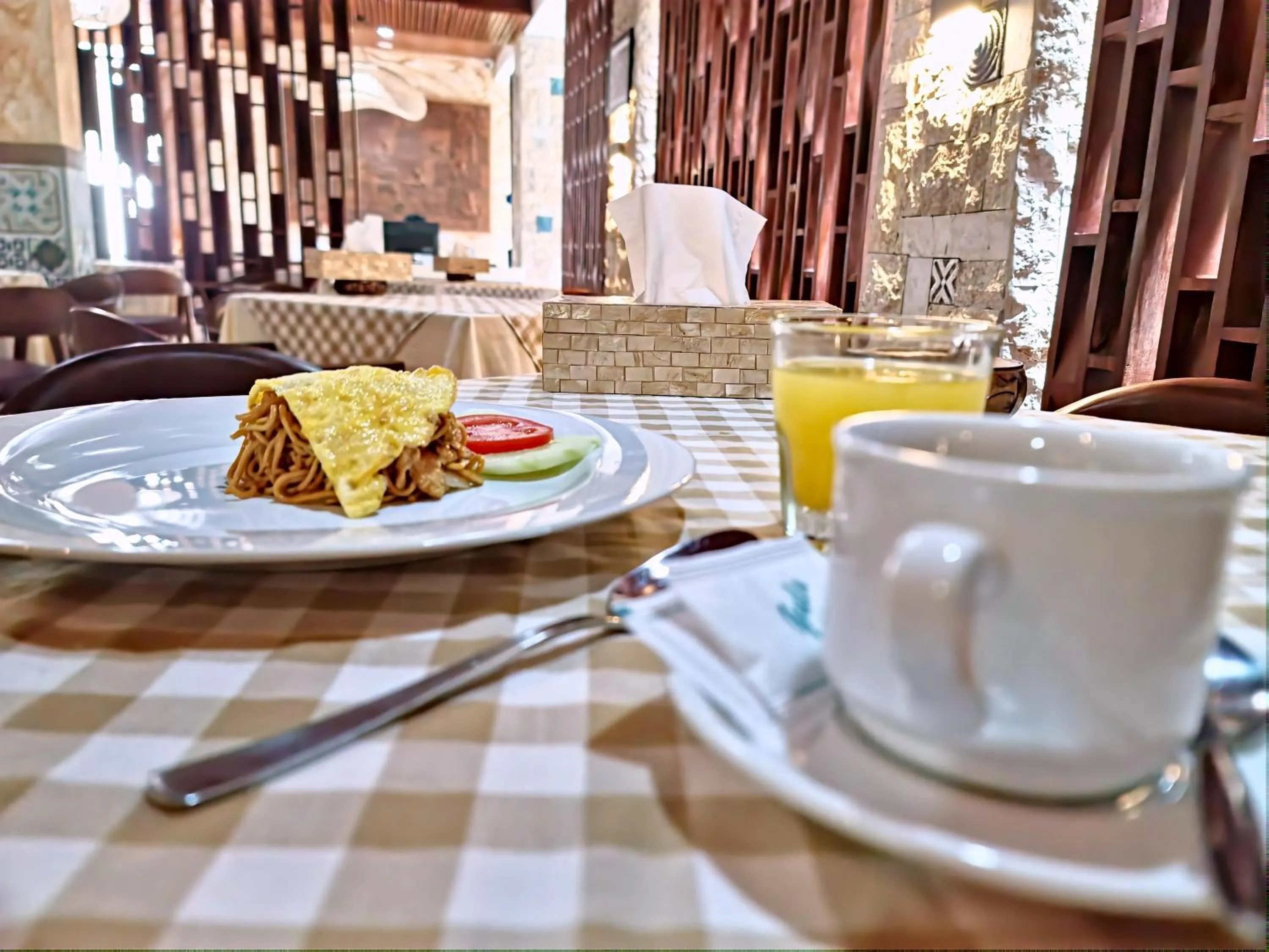 Breakfast in Kamandaka