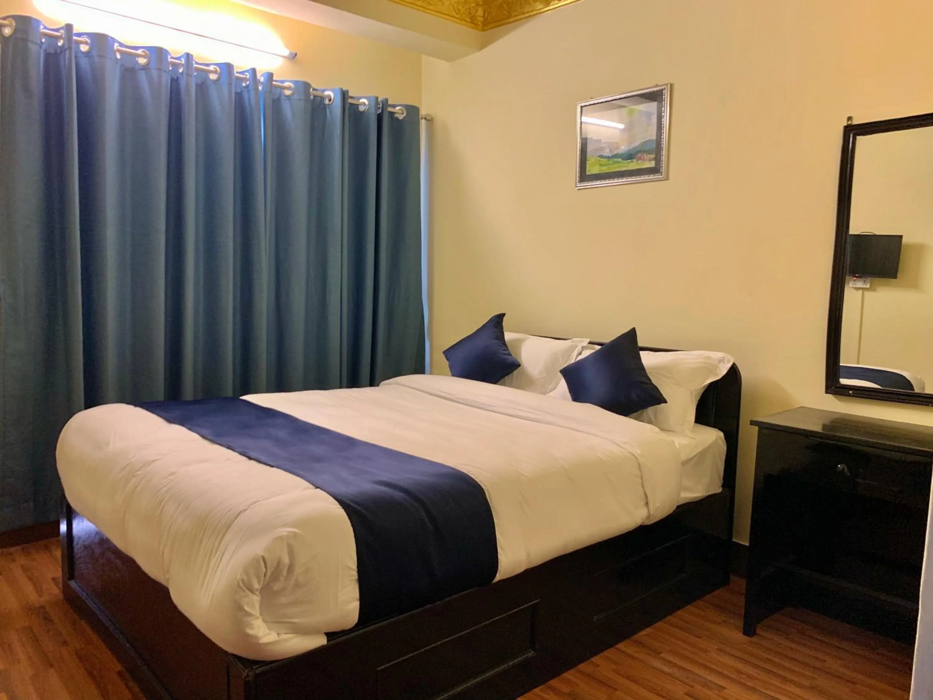 Bed in Temple Town Inn