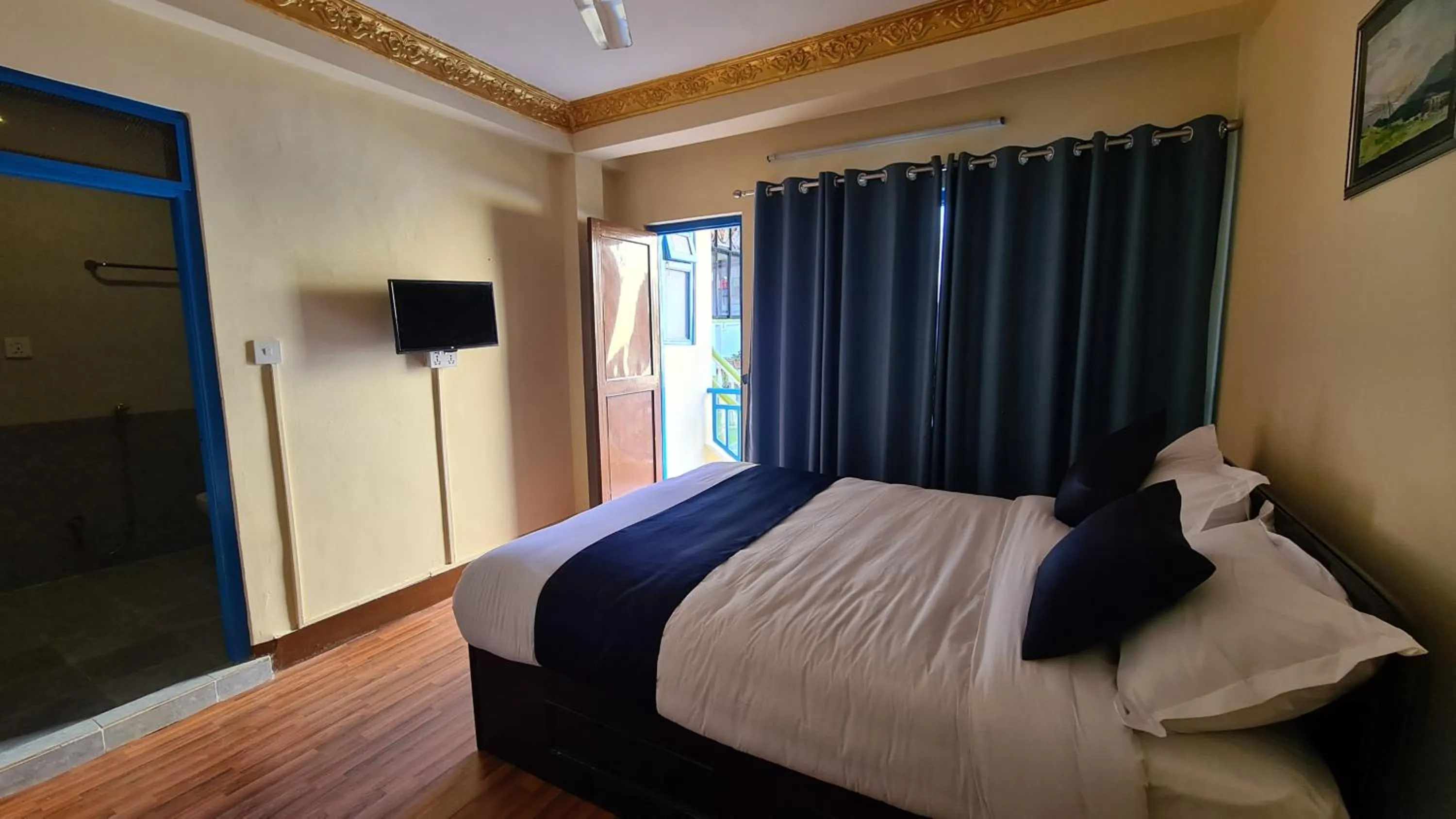 Bed in Temple Town Inn