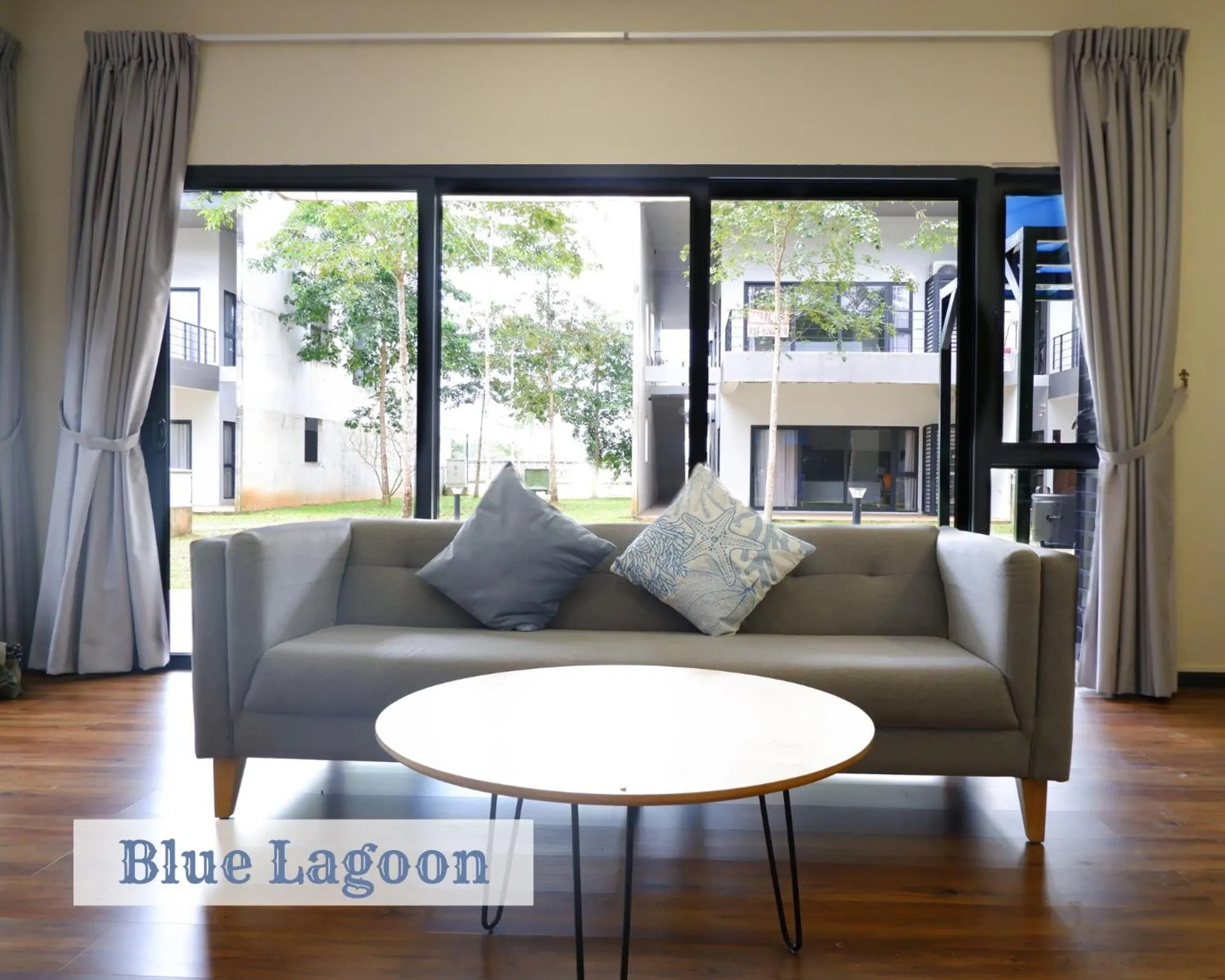 Living room in Roxy Sematan Townhouse - Blue Lagoon