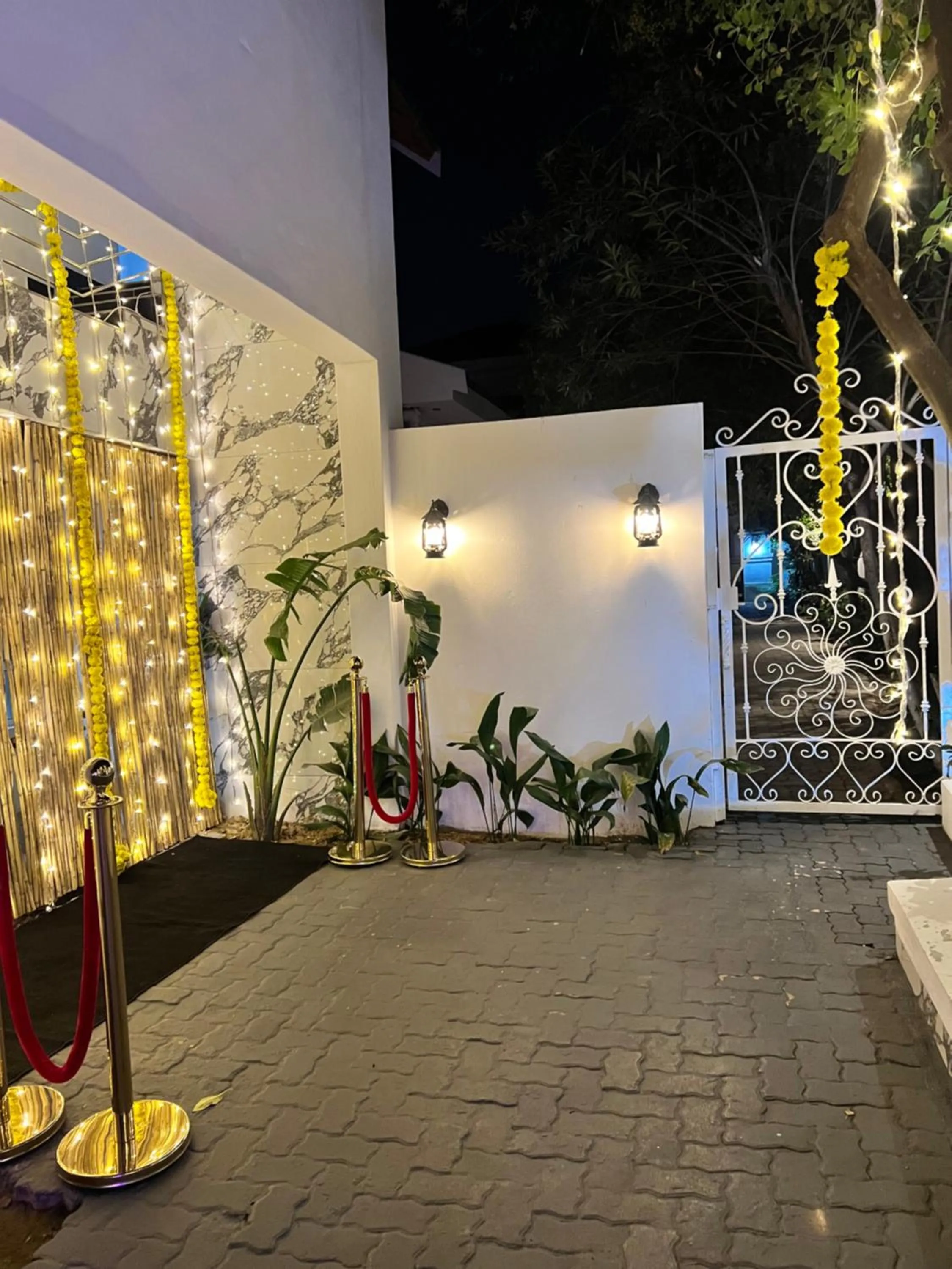 435 on vale boutique aparthotel