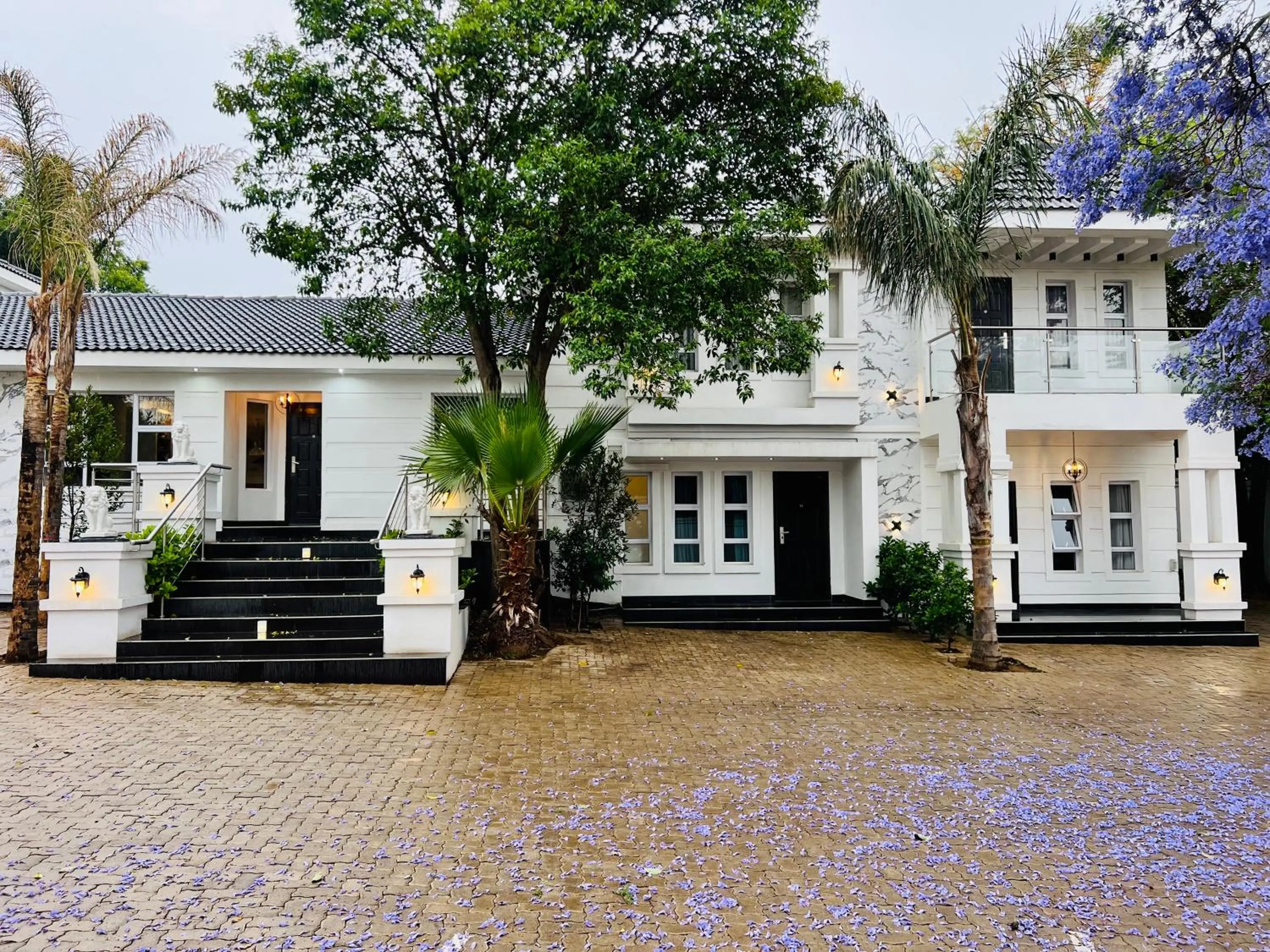 435 on vale boutique aparthotel