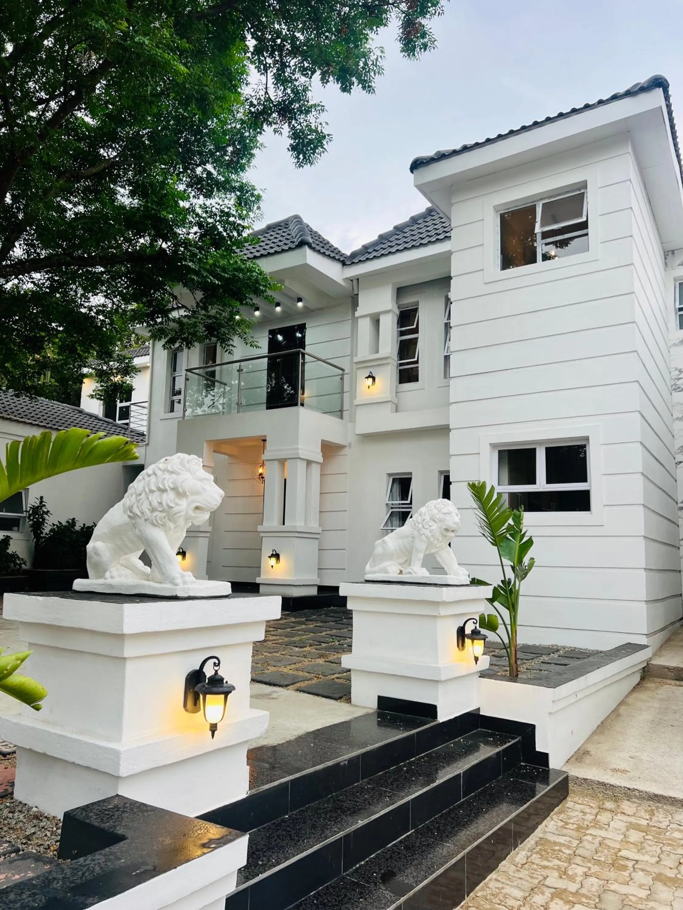 435 on vale boutique aparthotel