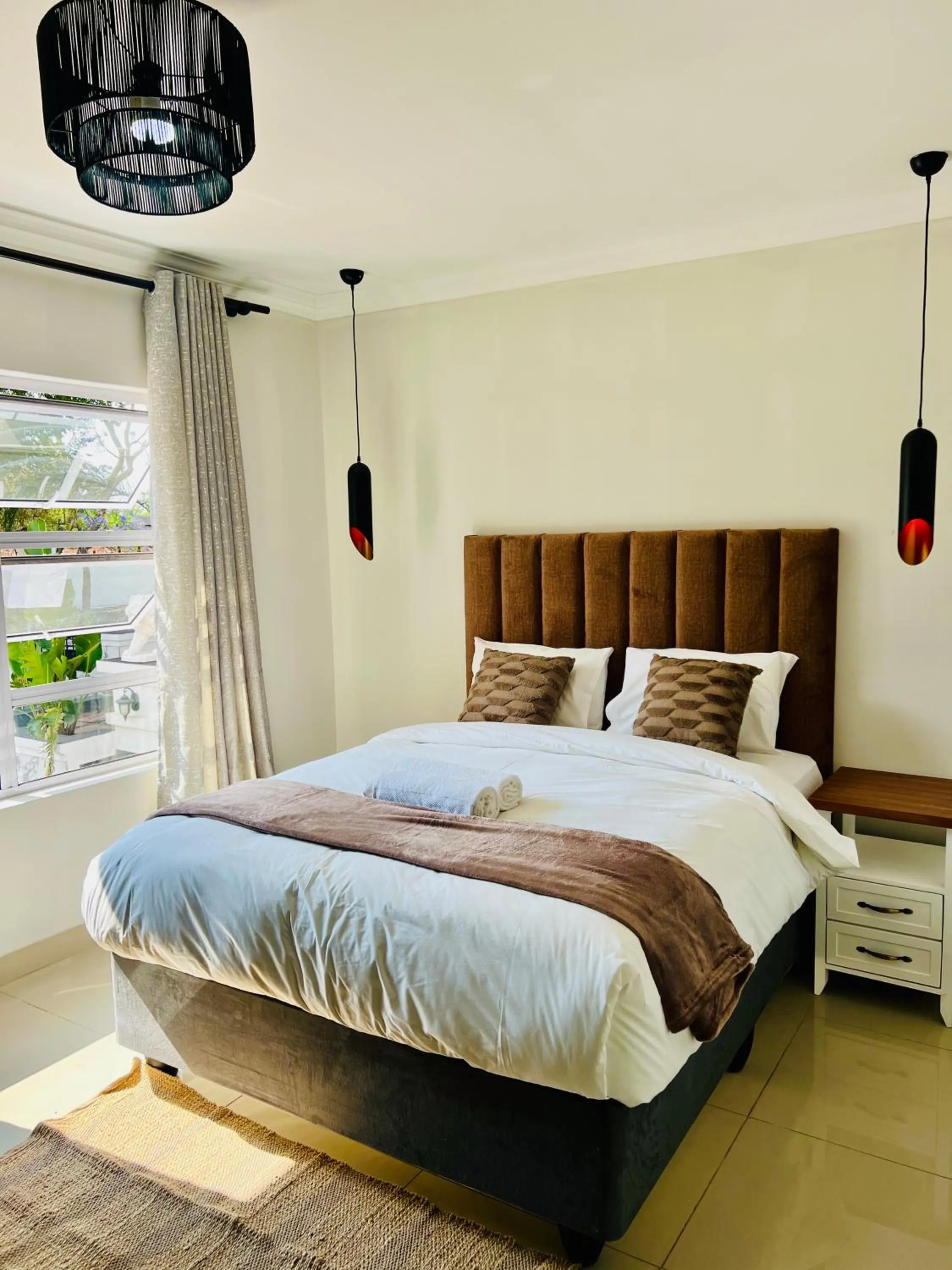 Bed in 435 on vale boutique aparthotel