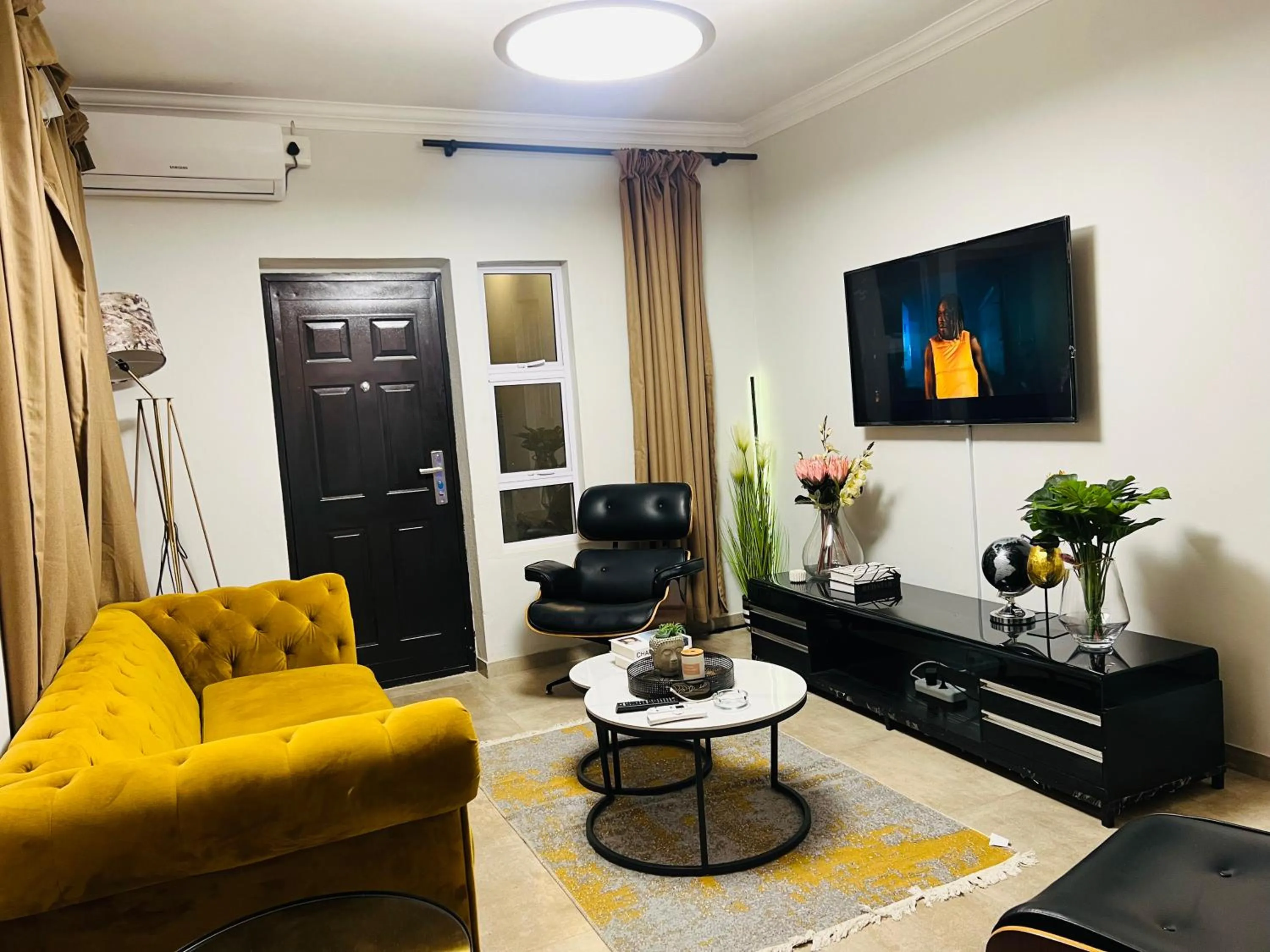 435 on vale boutique aparthotel