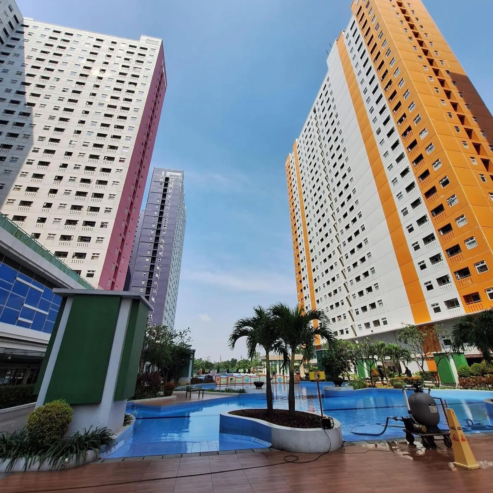 Green pramuka city by Panda Room