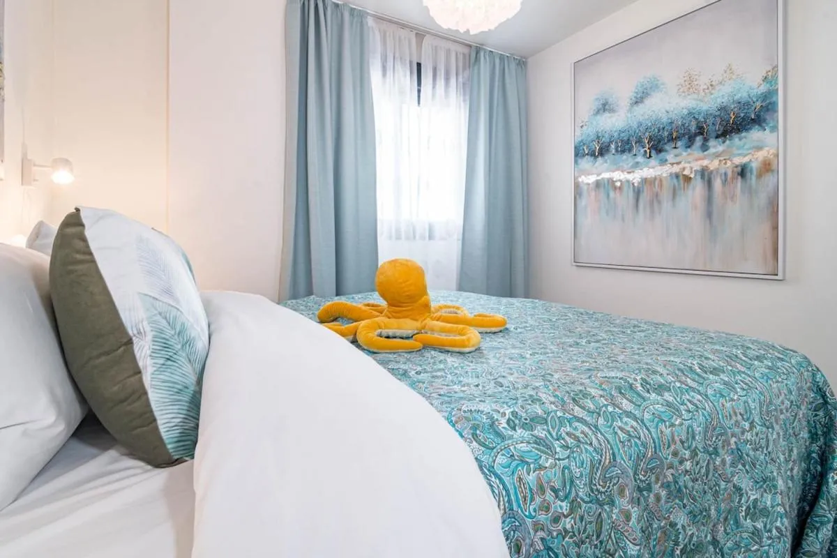 Other, Bed in INF26H- Comfortable and spacious city apartment