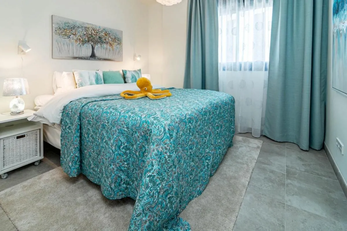 Other, Bed in INF26H- Comfortable and spacious city apartment