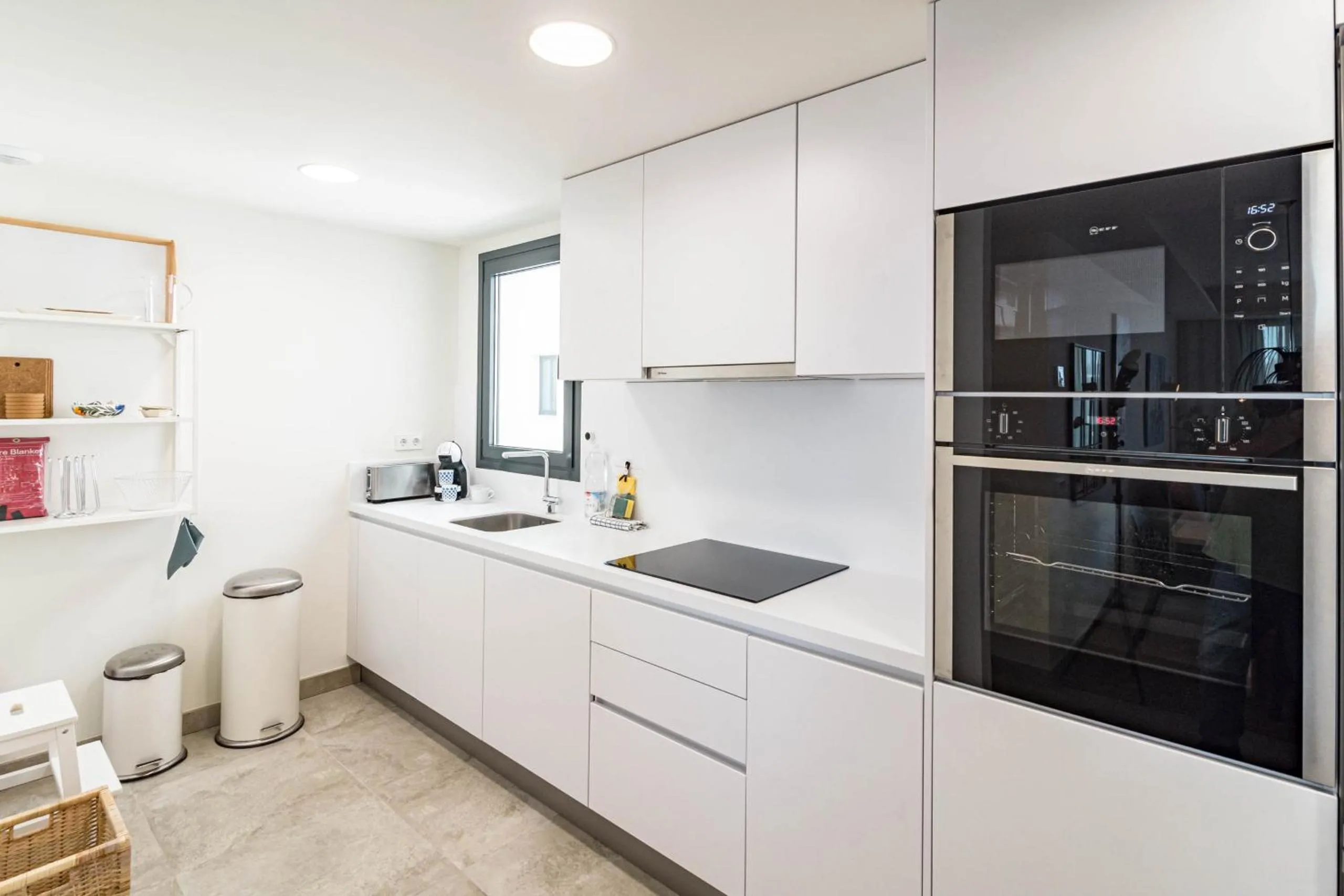 Kitchen or kitchenette in INF26H- Comfortable and spacious city apartment