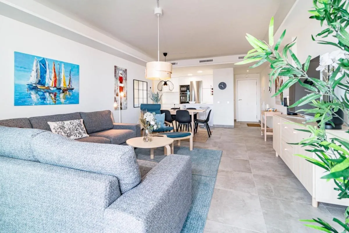 Other in INF26H- Comfortable and spacious city apartment
