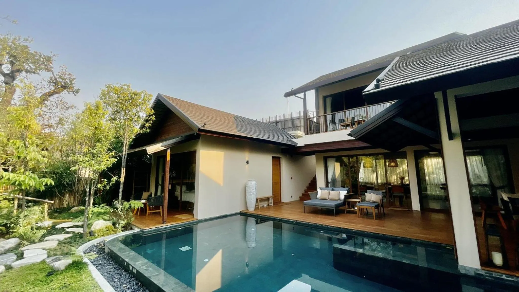 Property building in Rarin Villas