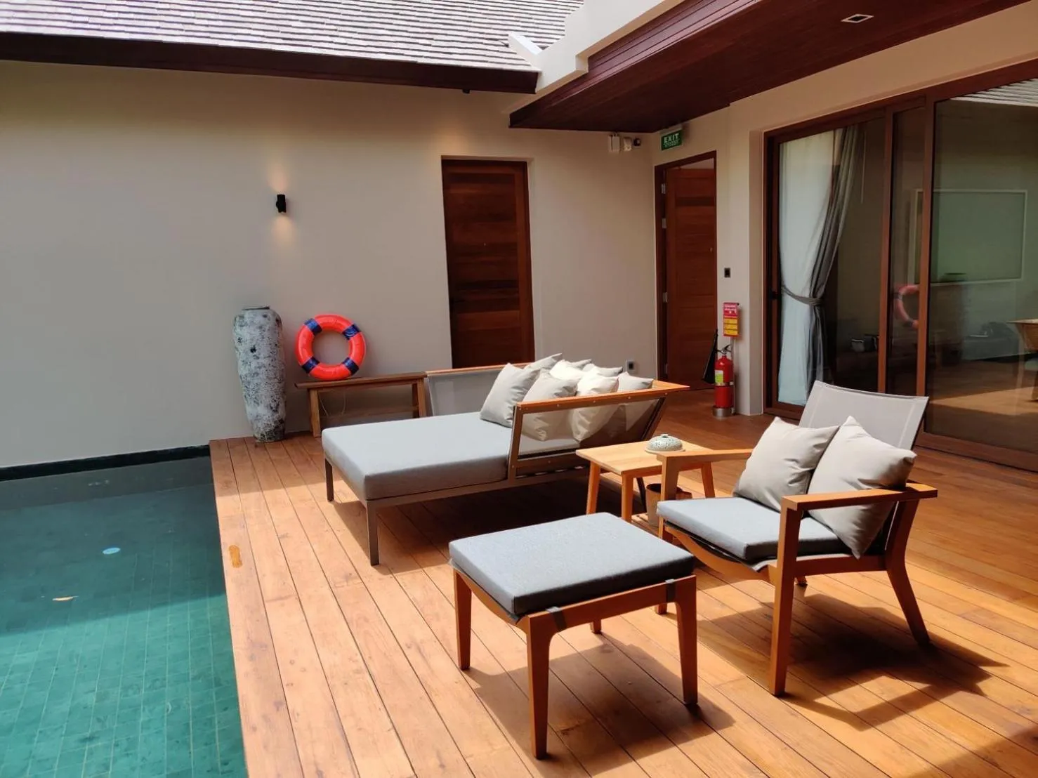 Living room in Rarin Villas