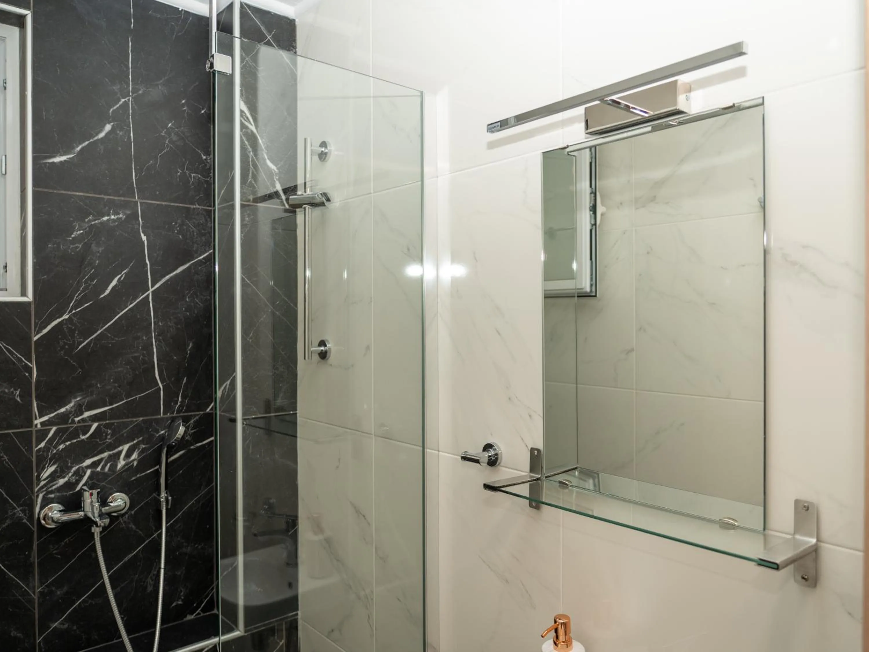 Bathroom in ALLAGIANNIS GROUP APARTMENTS