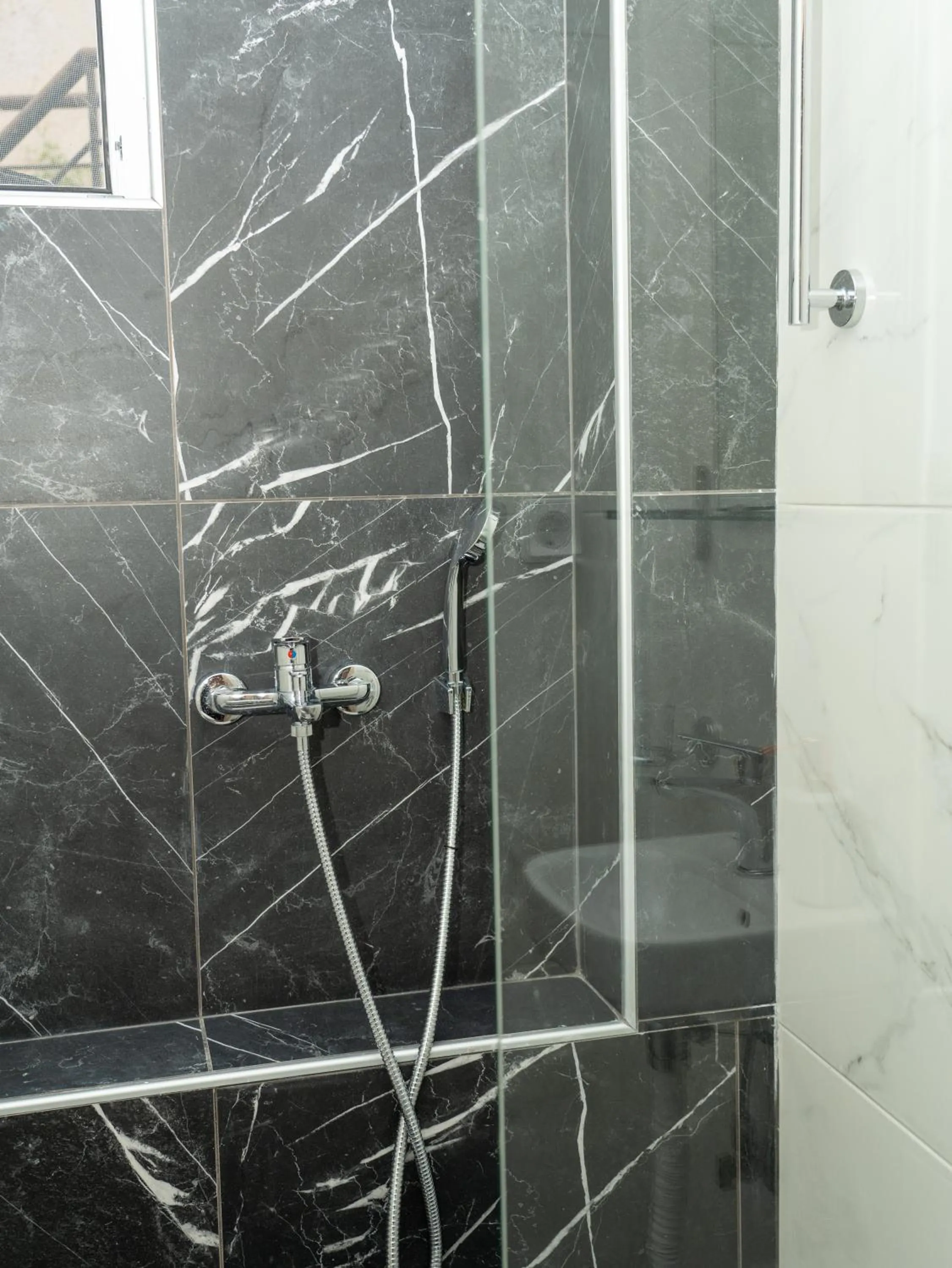 Bathroom in ALLAGIANNIS GROUP APARTMENTS