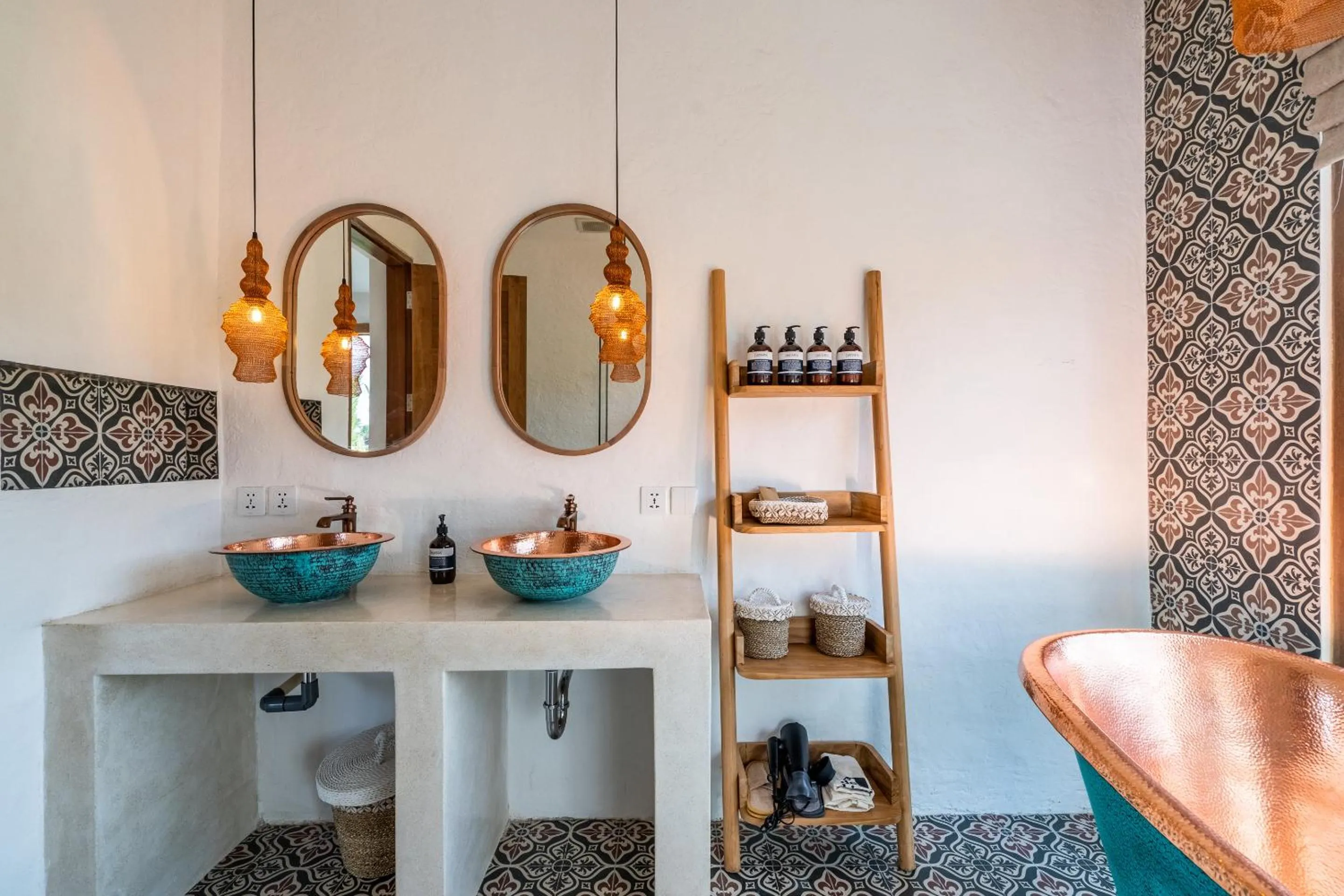 Bathroom in Tembaga Serenity Villa - Paradise with Pool and Garden