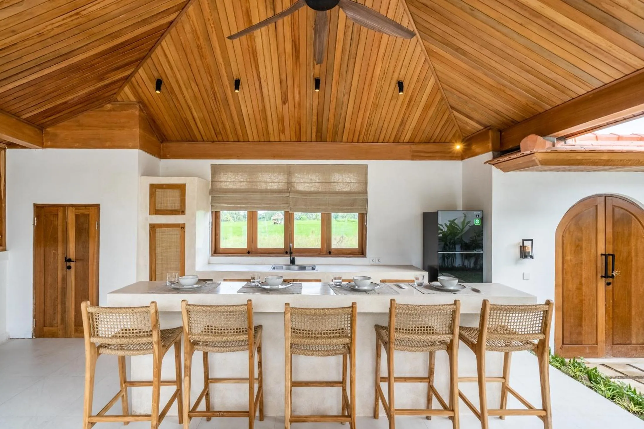 Kitchen or kitchenette in Tembaga Serenity Villa - Paradise with Pool and Garden