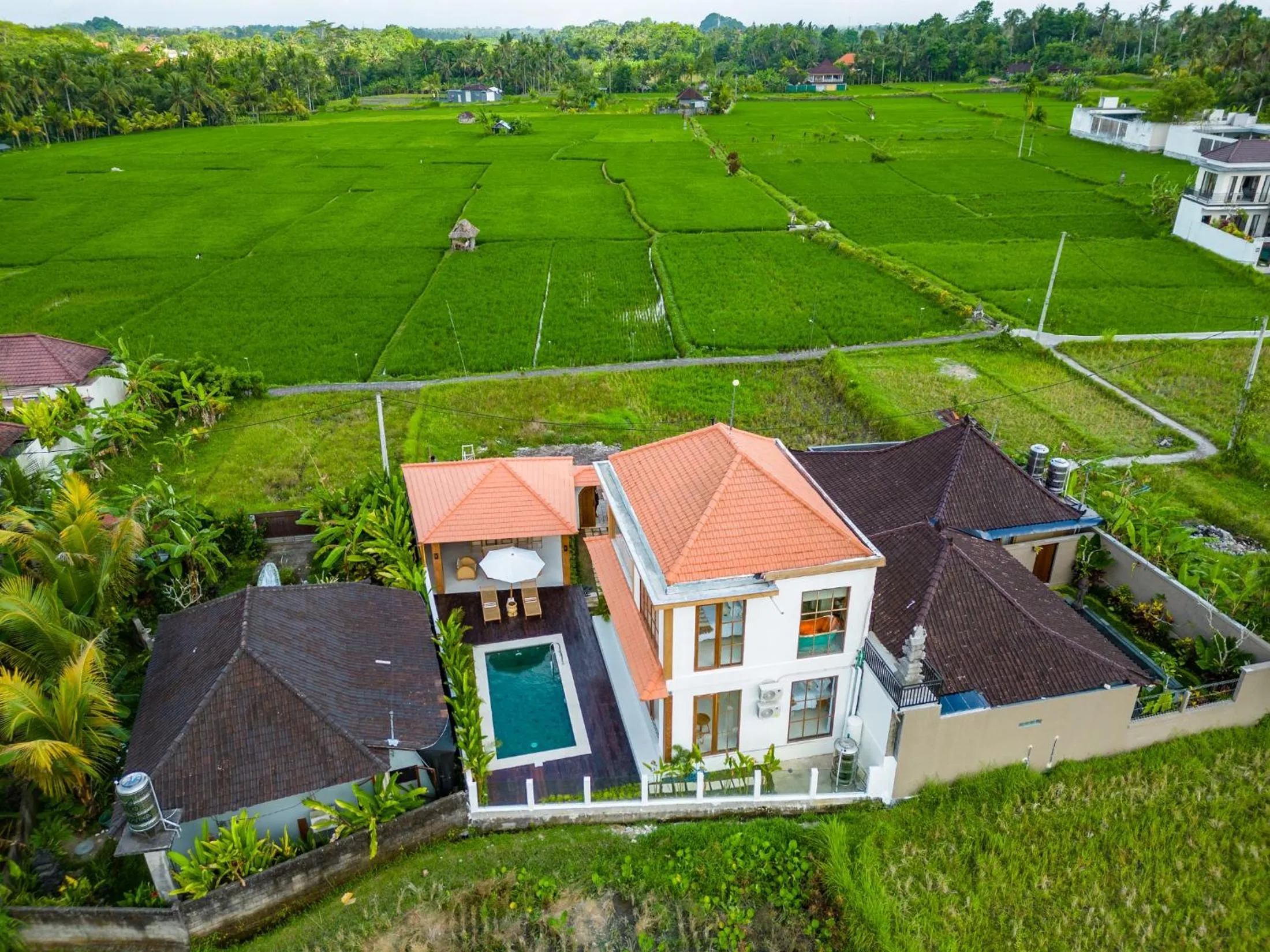 Property building in Tembaga Serenity Villa - Paradise with Pool and Garden