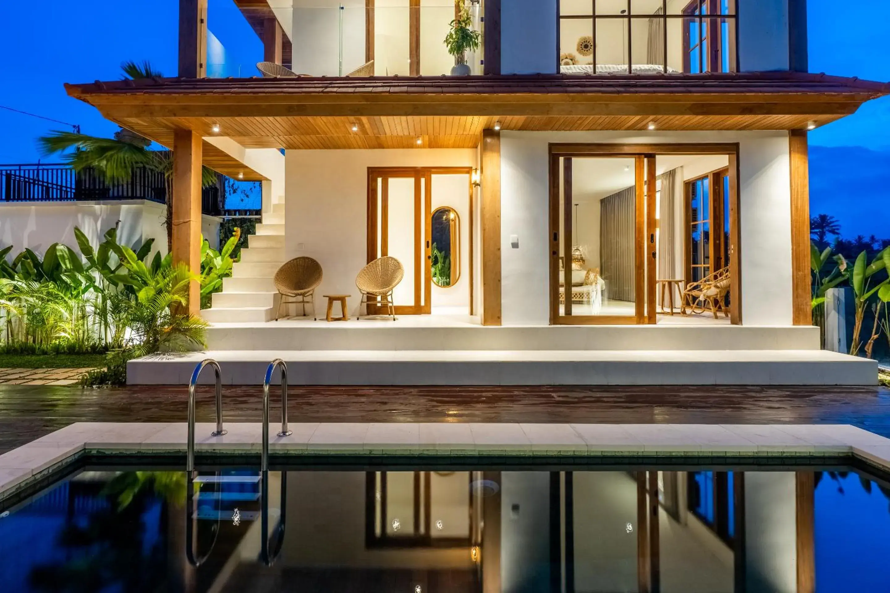 Property building in Elegant Tembaga by EVDEkimi Villa - A Modern Home with Panoramic Views and Pool Property building in Elegant Tembaga by EVDEkimi Villa - A Modern Home with Panoramic Views and Pool