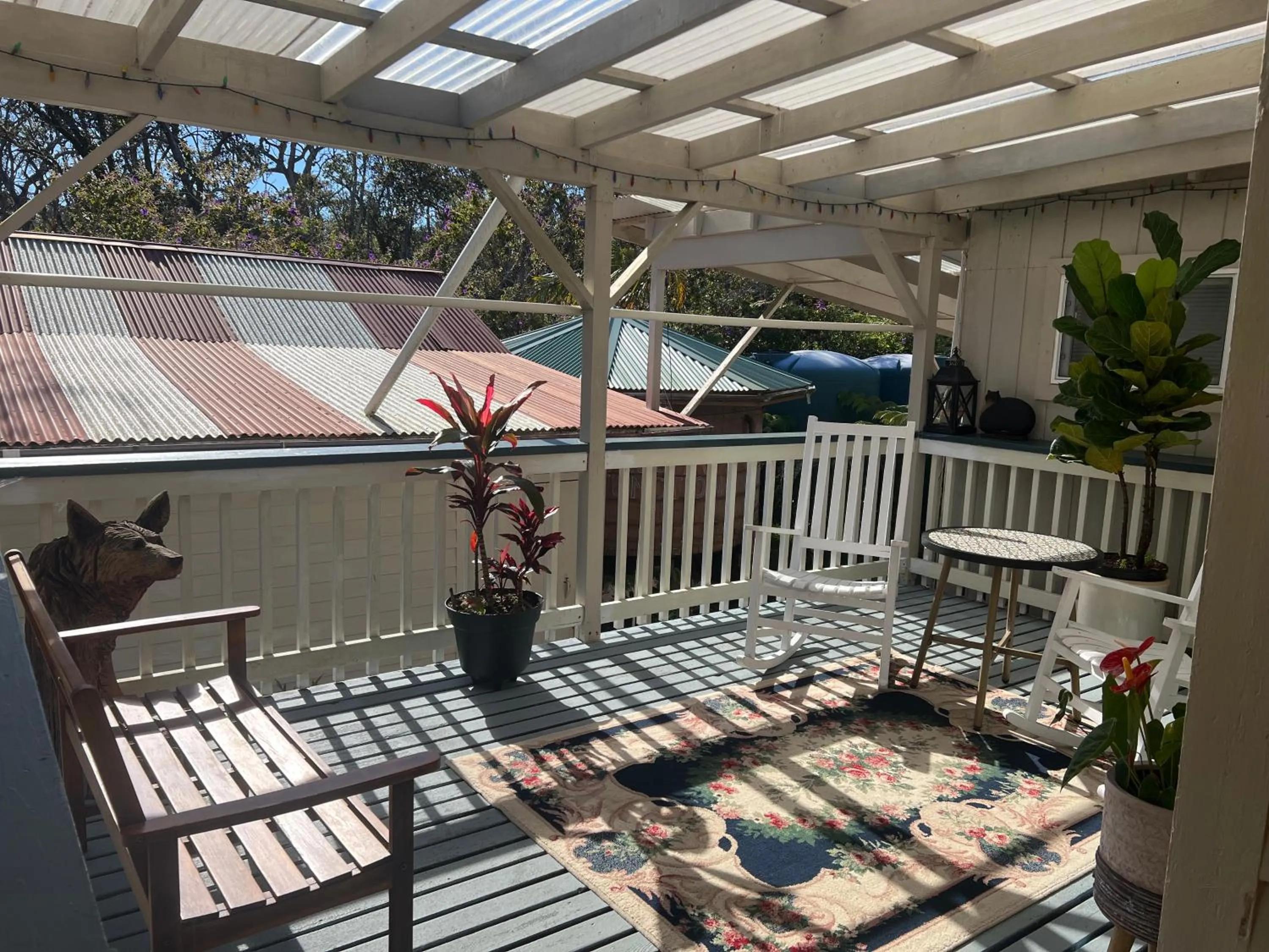 Aloha Junction Bed and Breakfast -Minutes away from Hawaii Volcanoes National Park