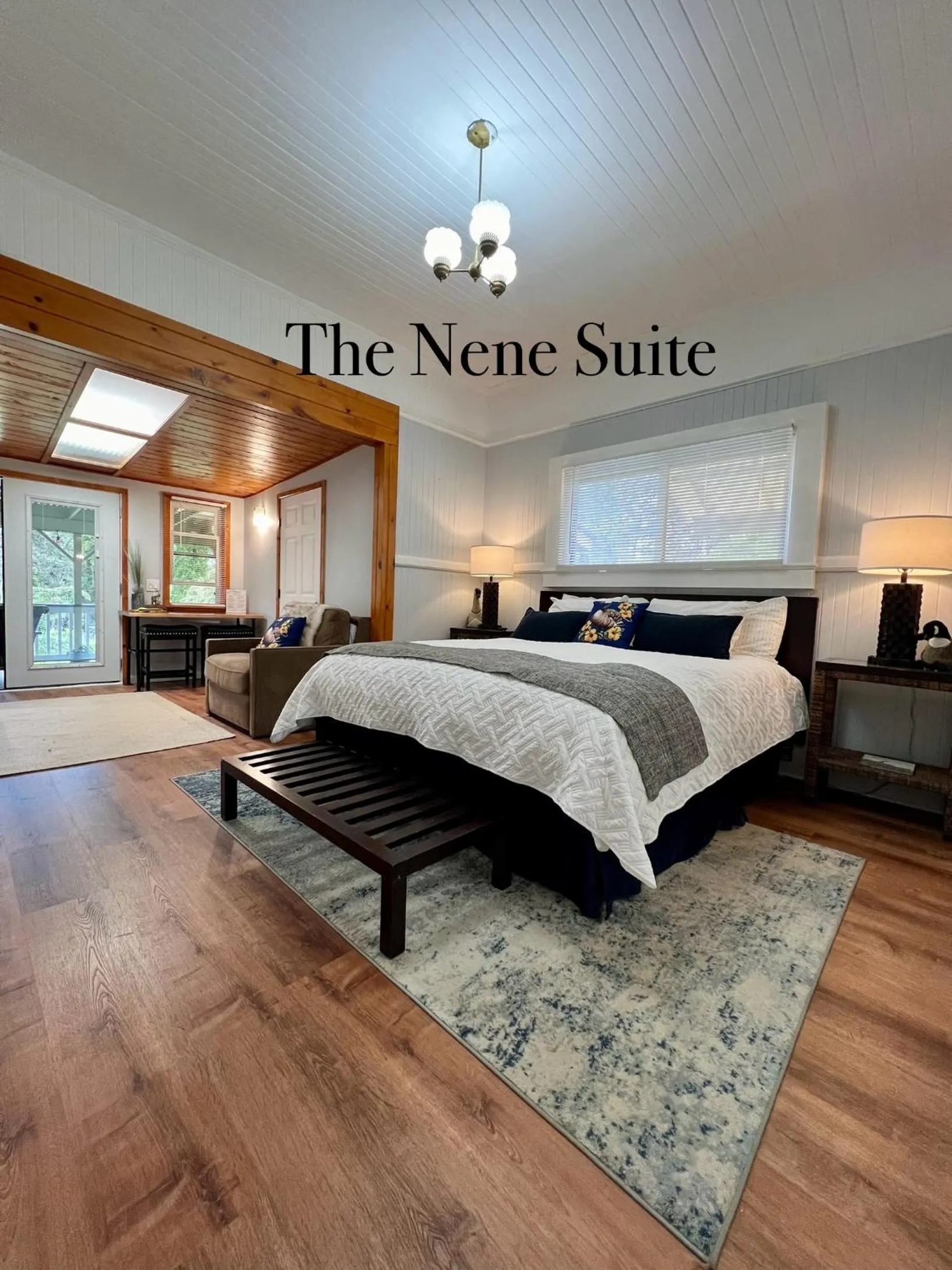 Bed in Aloha Junction Bed and Breakfast -Minutes away from Hawaii Volcanoes National Park