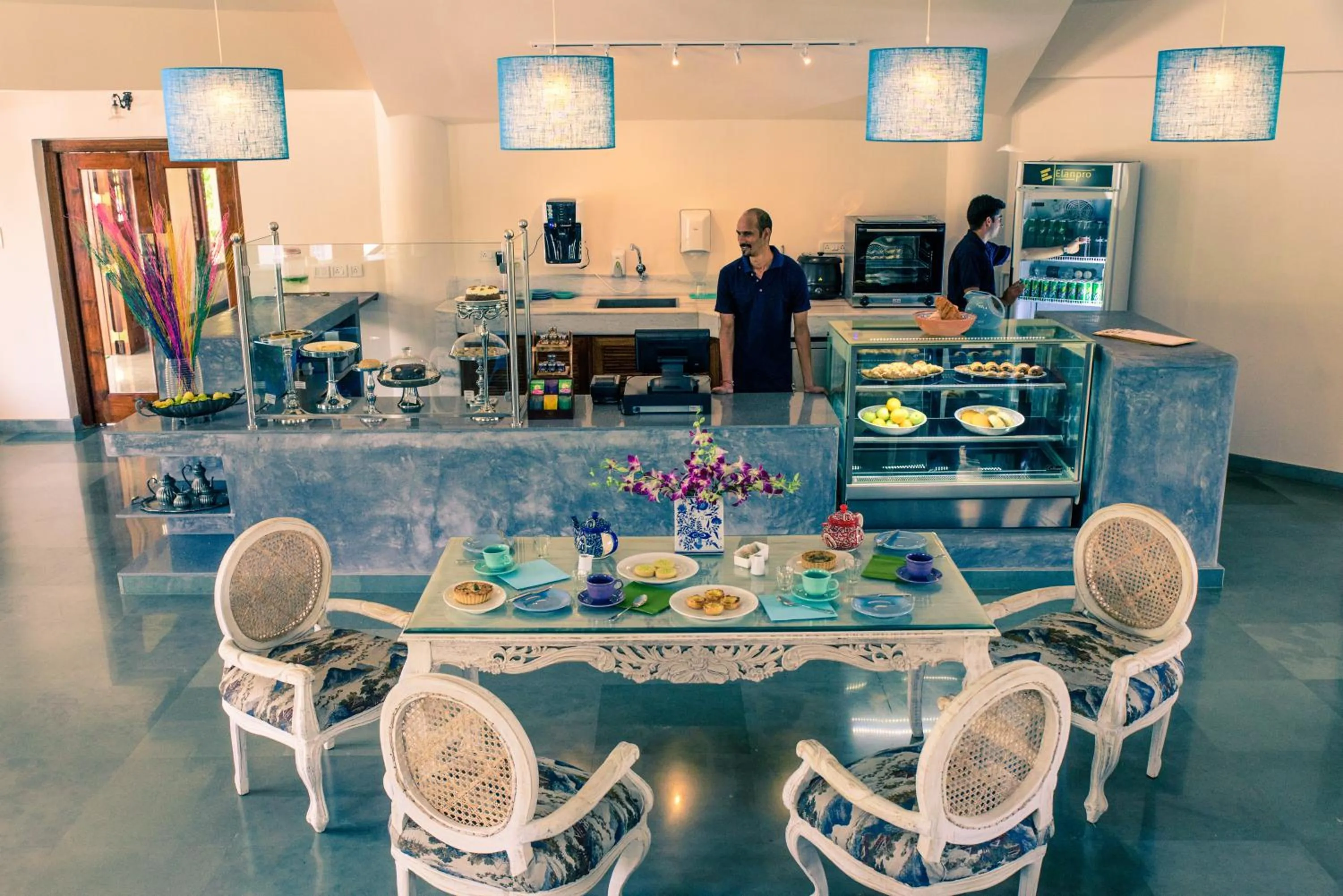 Restaurant/places to eat in Argo by Trance