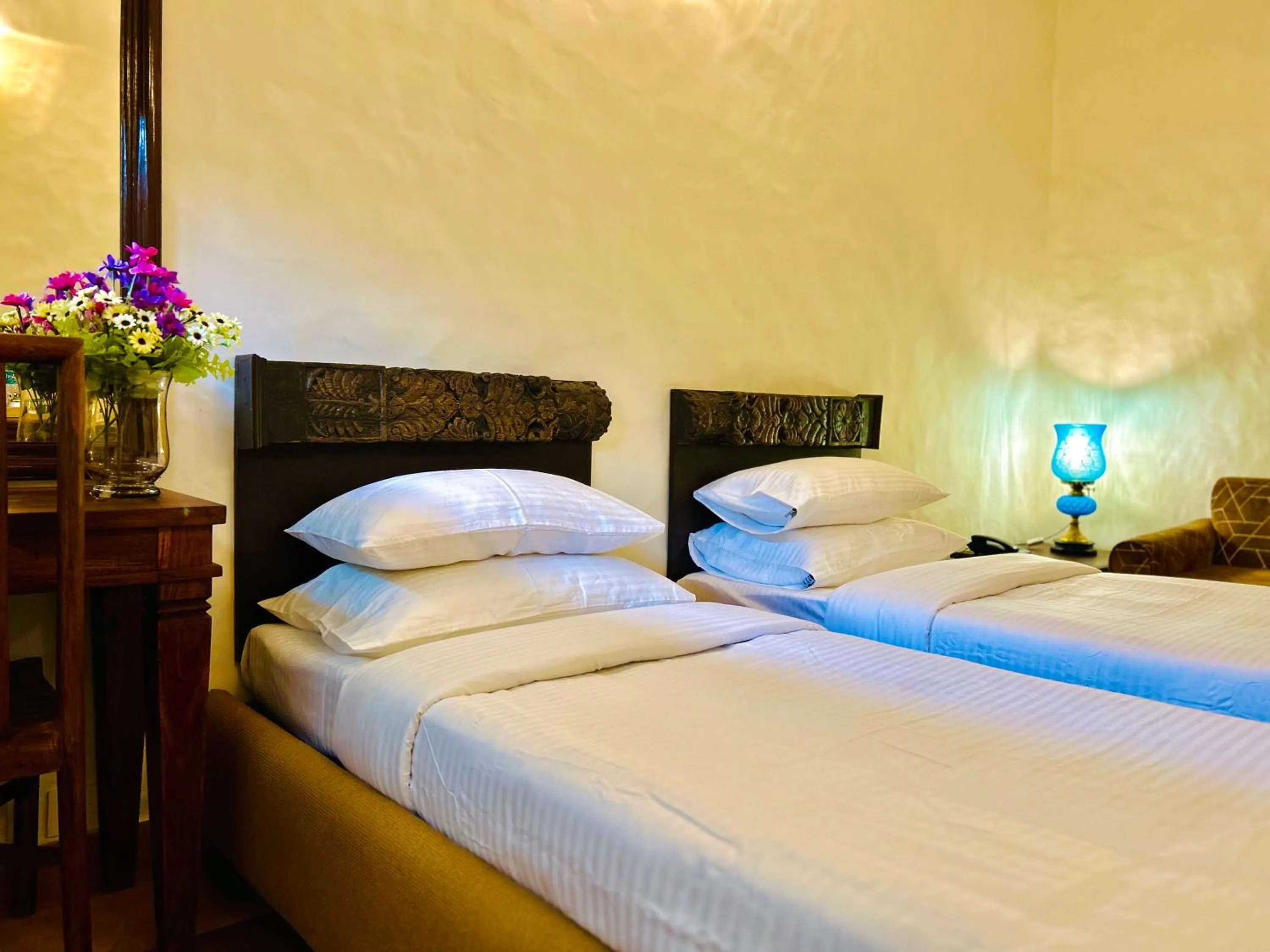 Bed in The Kaptain's Retreat