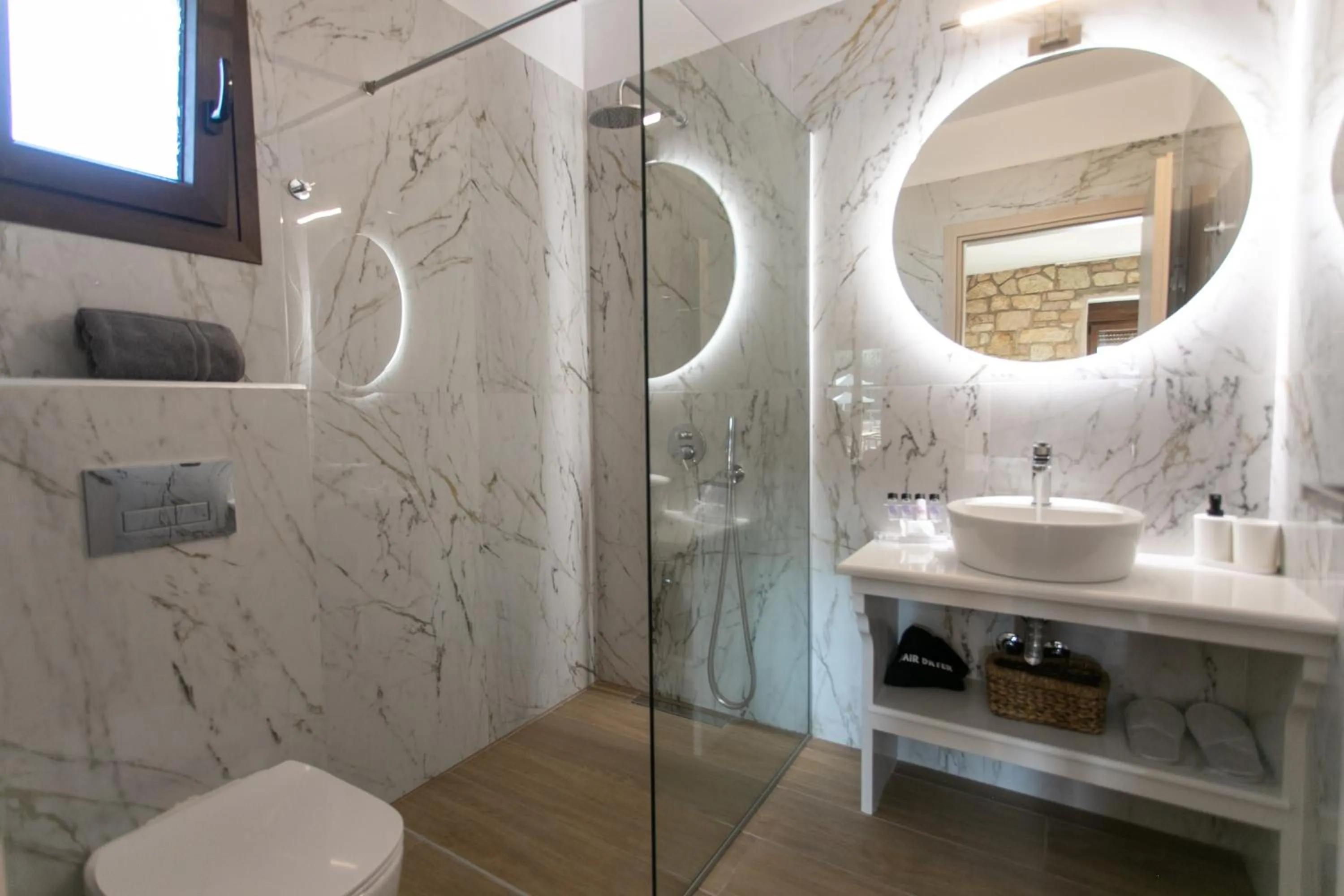 Michelangelo suites and apartments