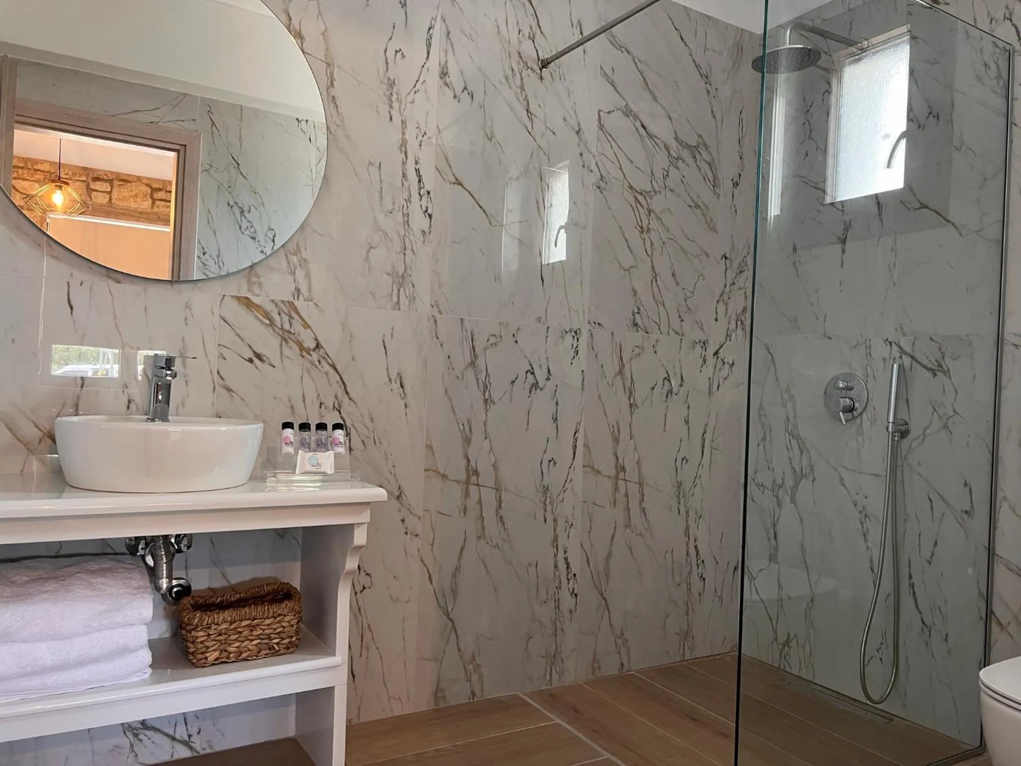 Michelangelo suites and apartments