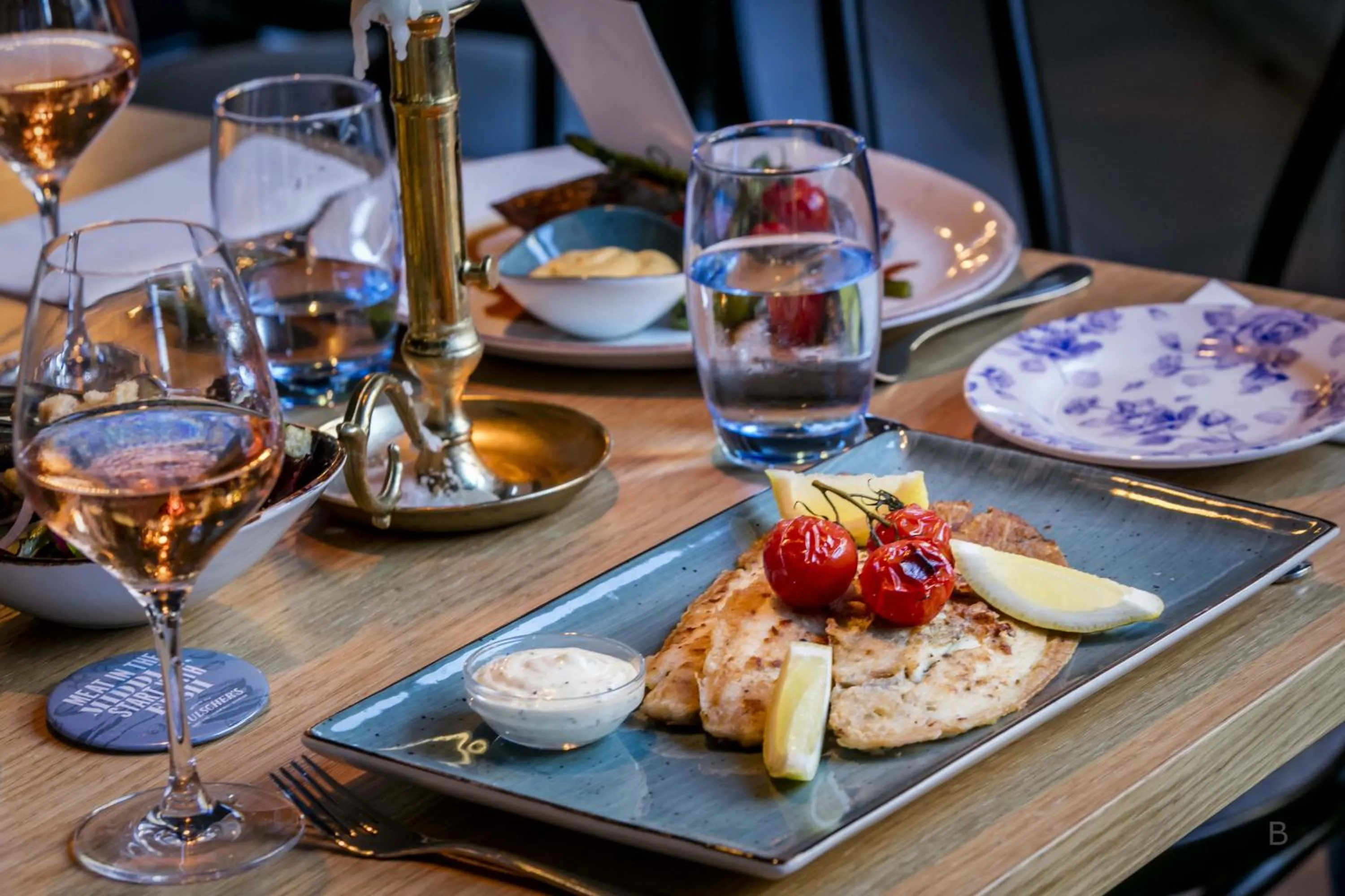 Restaurant/places to eat in Hotel Die Port van Cleve