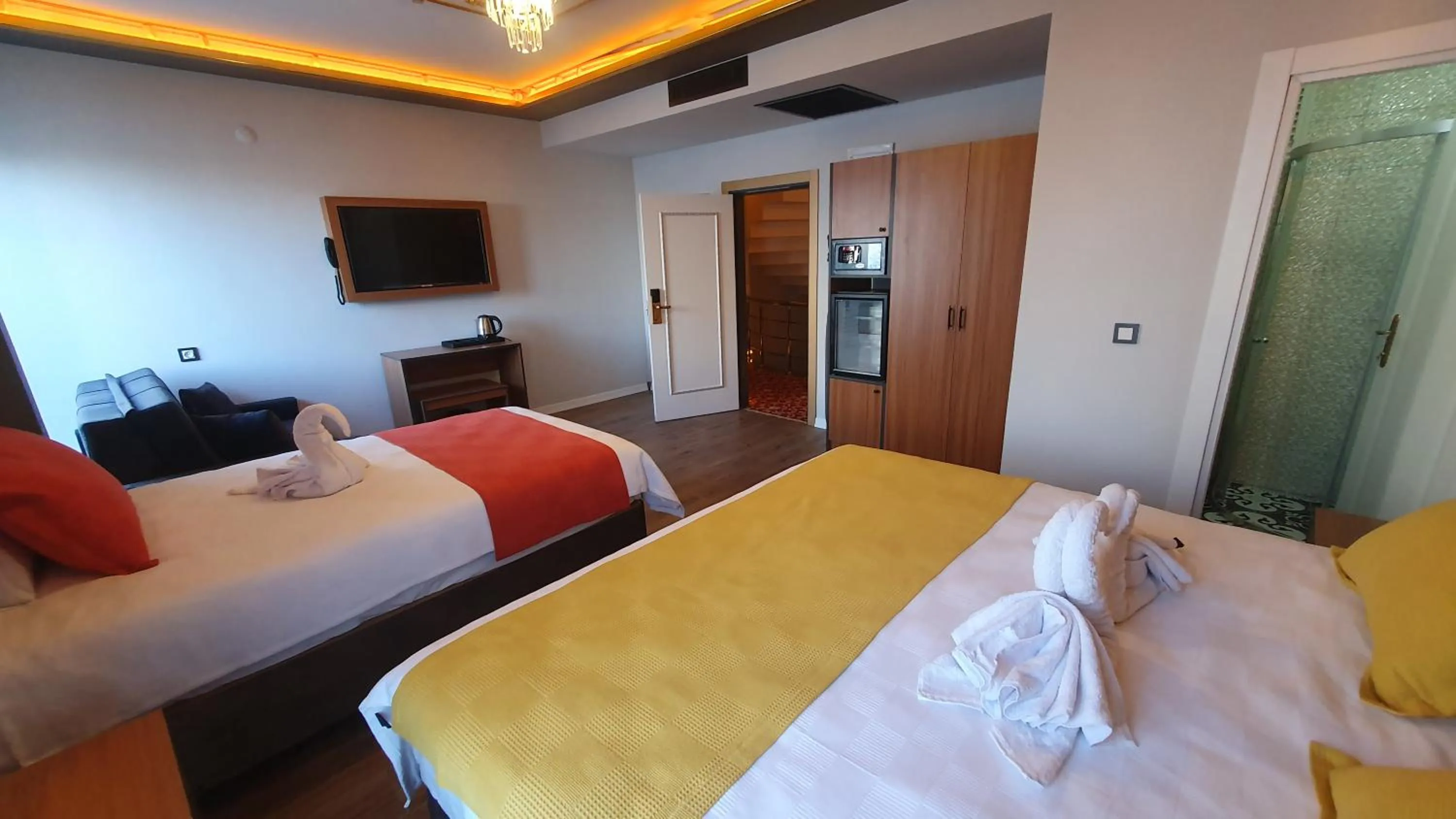 Photo of the whole room, Bed in Dimora Gold Hotel