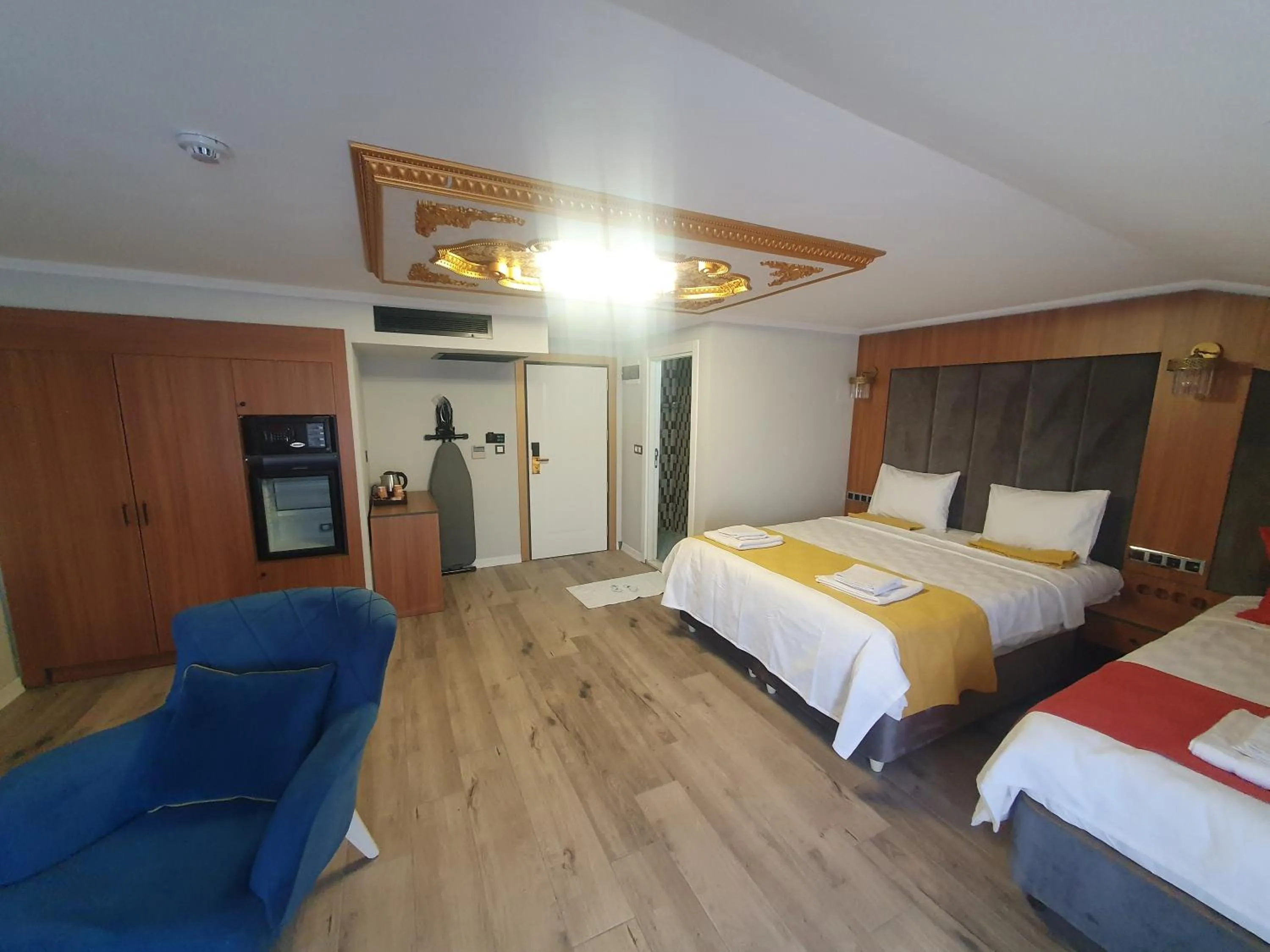 Photo of the whole room, Bed in Dimora Gold Hotel