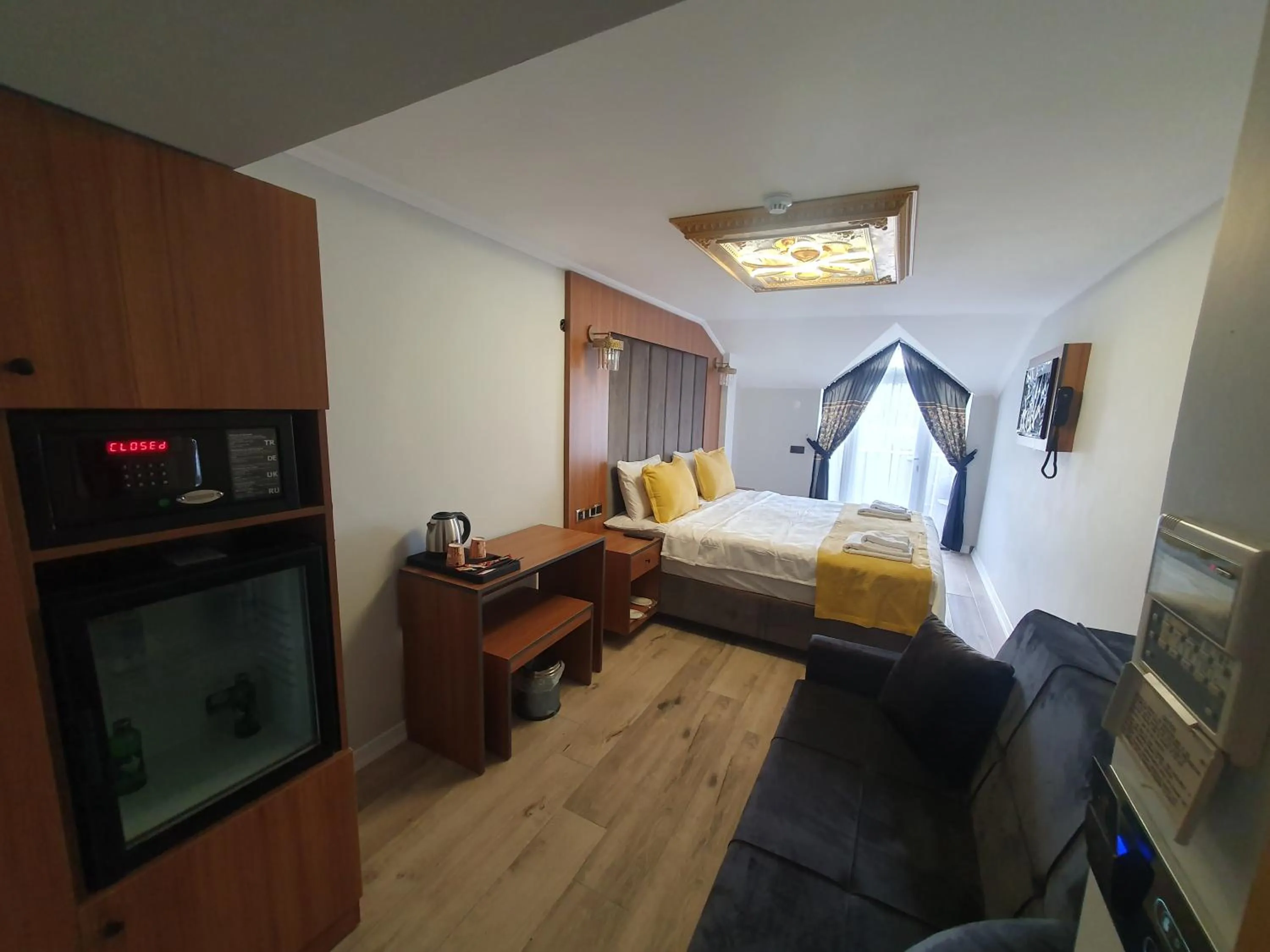 Photo of the whole room, Bed in Dimora Gold Hotel