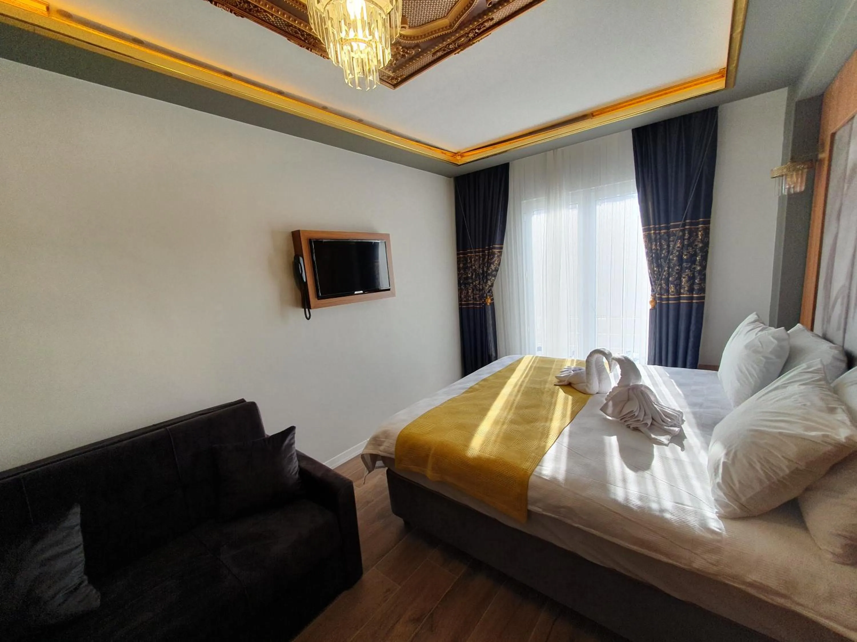 Photo of the whole room, Bed in Dimora Gold Hotel