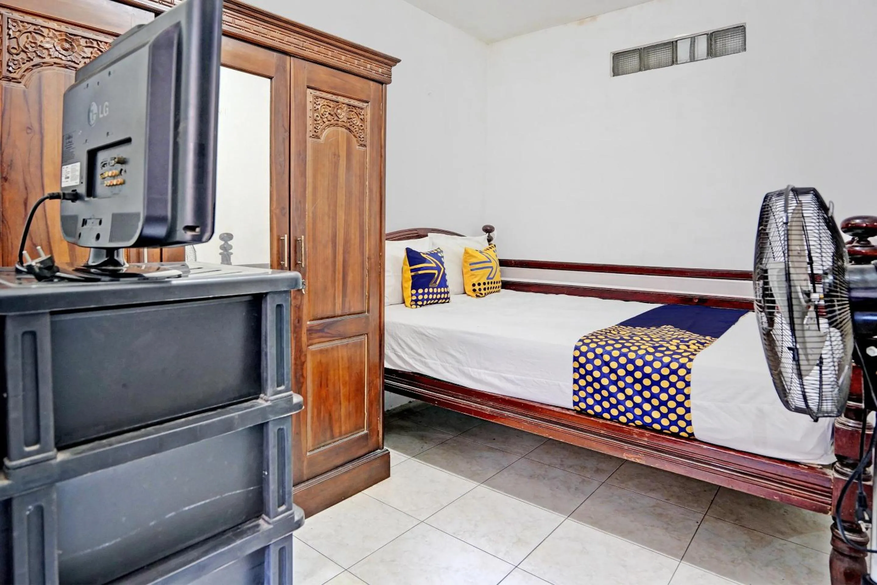 Bedroom, Bed in Hotel O Umi Homestay Syariah