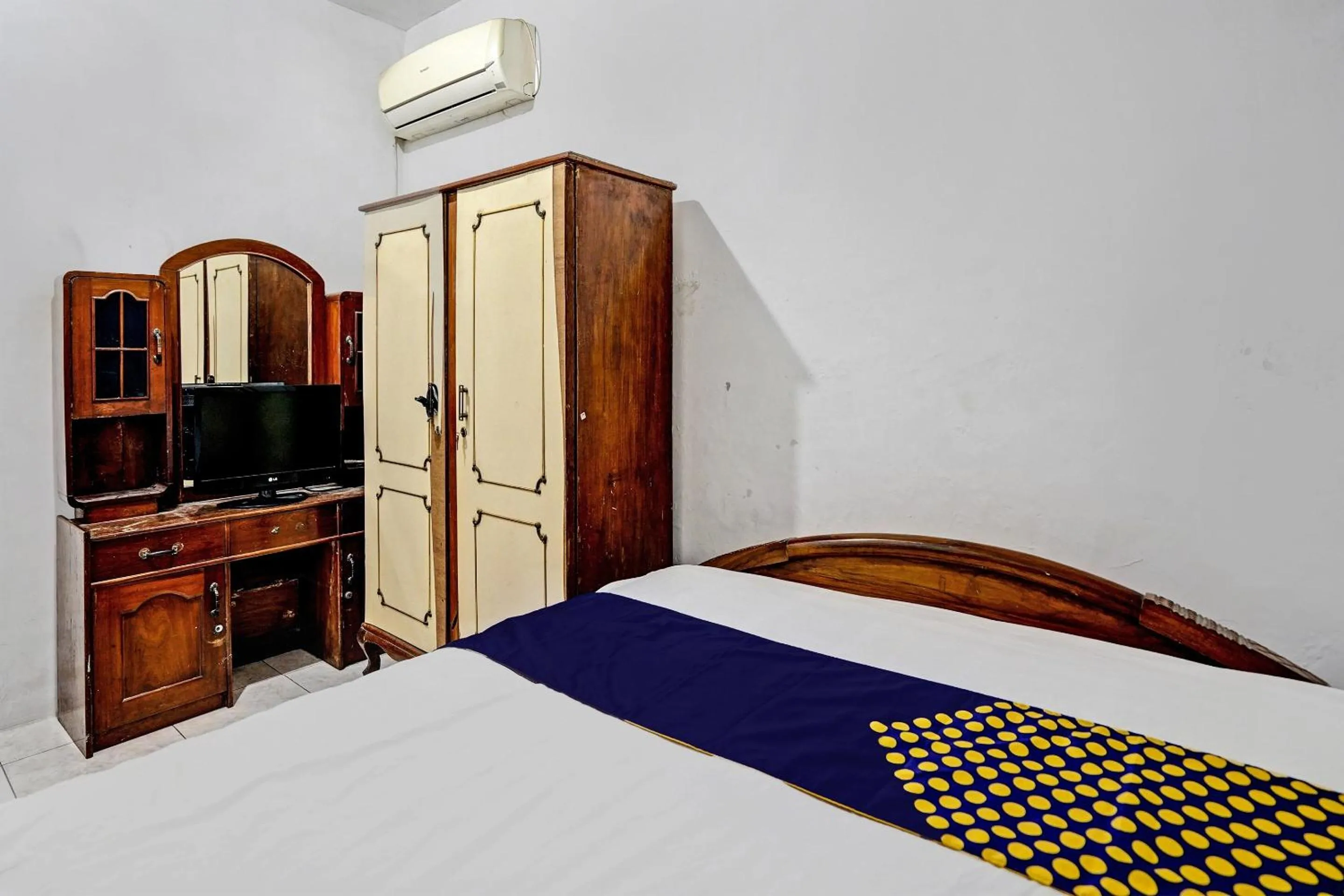Bedroom, Bed in Hotel O Umi Homestay Syariah
