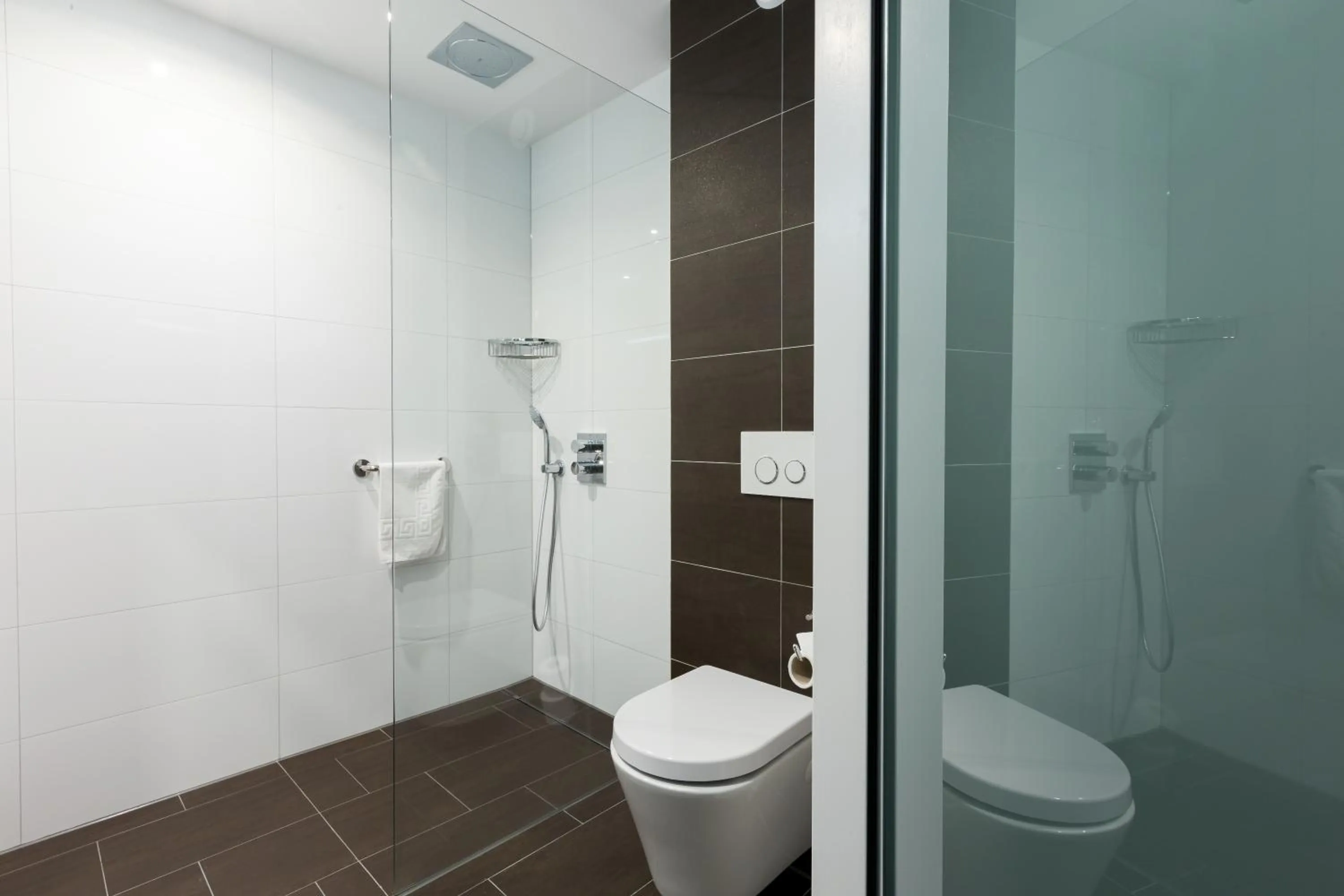 Shower in Boutique Hotel Scheepers