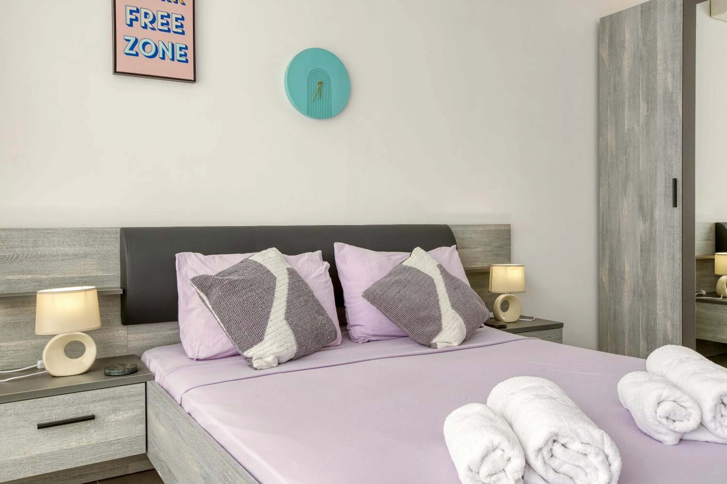 Bed in Annitchka Mansions - Penthouse in central Malta