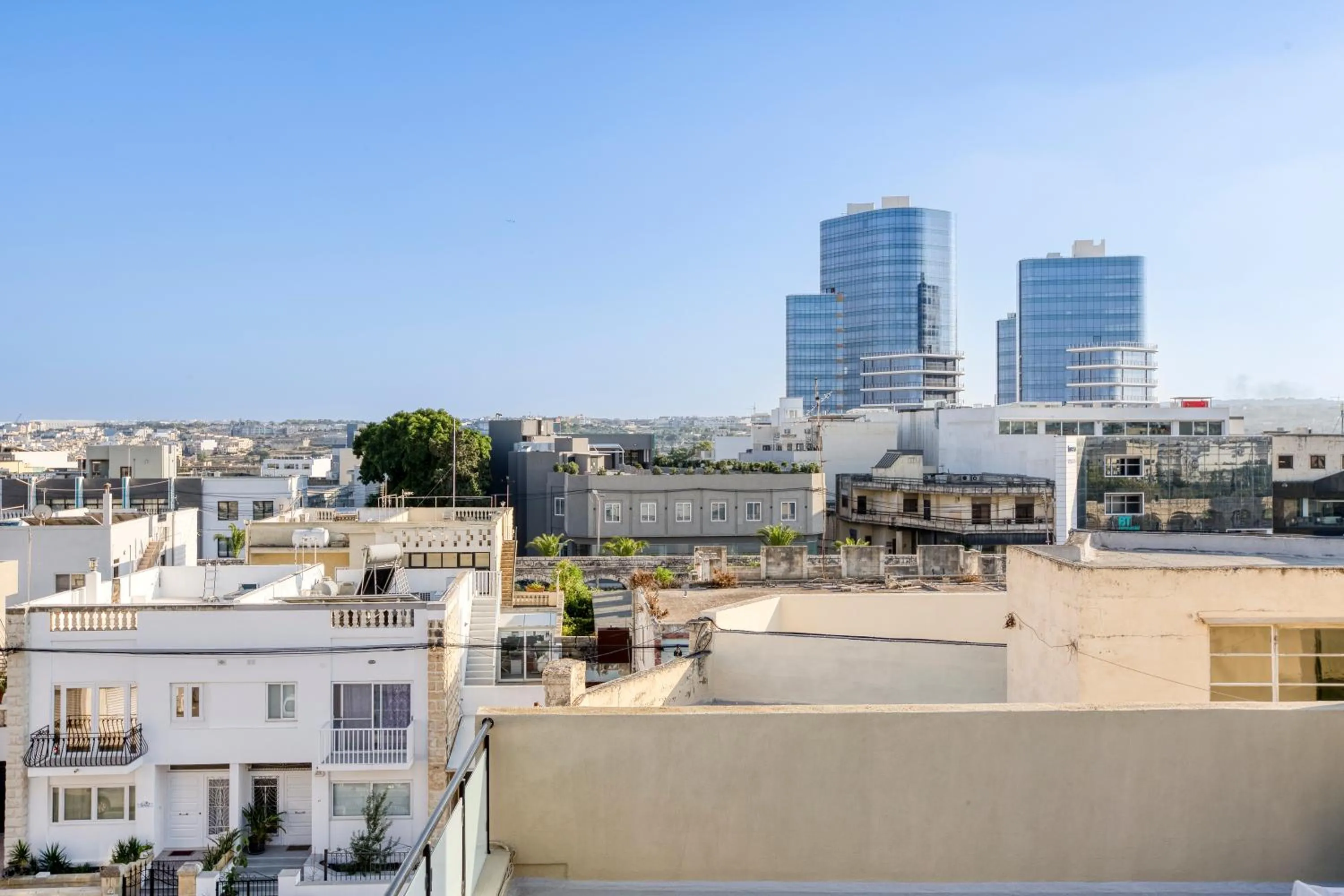 Annitchka Mansions - Penthouse in central Malta