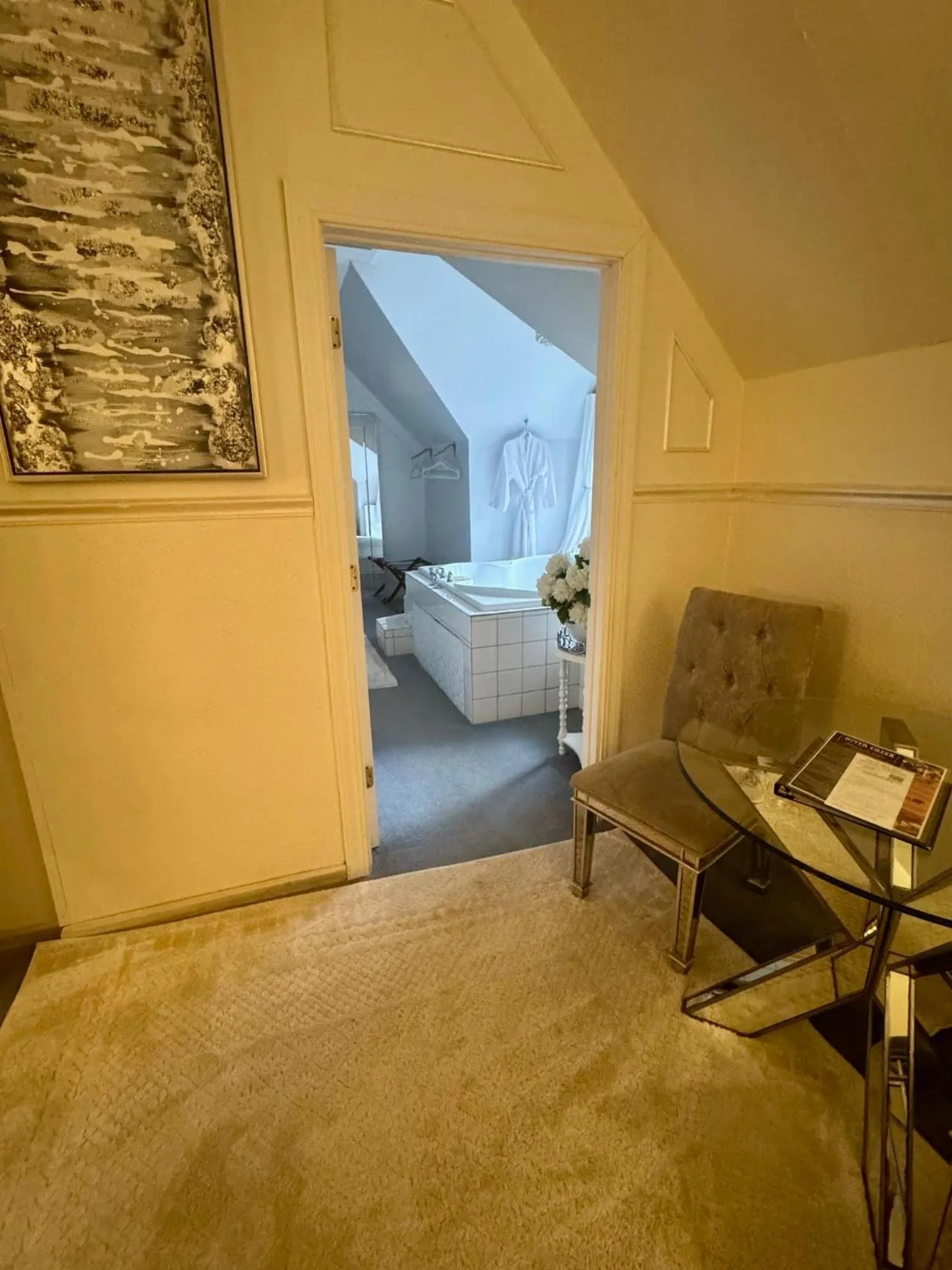 Bedroom, Bed in Otter Creek Eau Claire Altoona