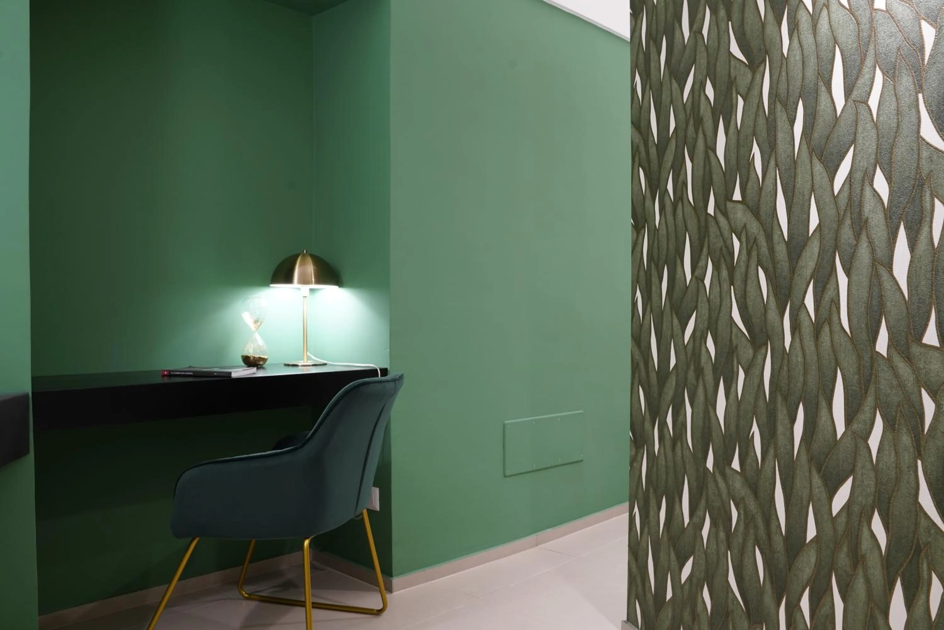 hair dresser in La Regina del Duomo Catania Centro