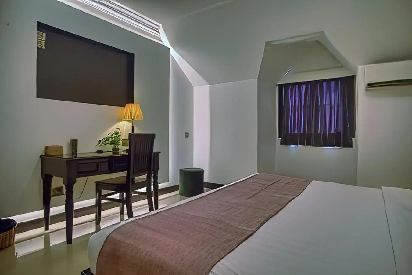 Bedroom, Bed in Bodee Corner Bedroom, Bed in Bodee Corner