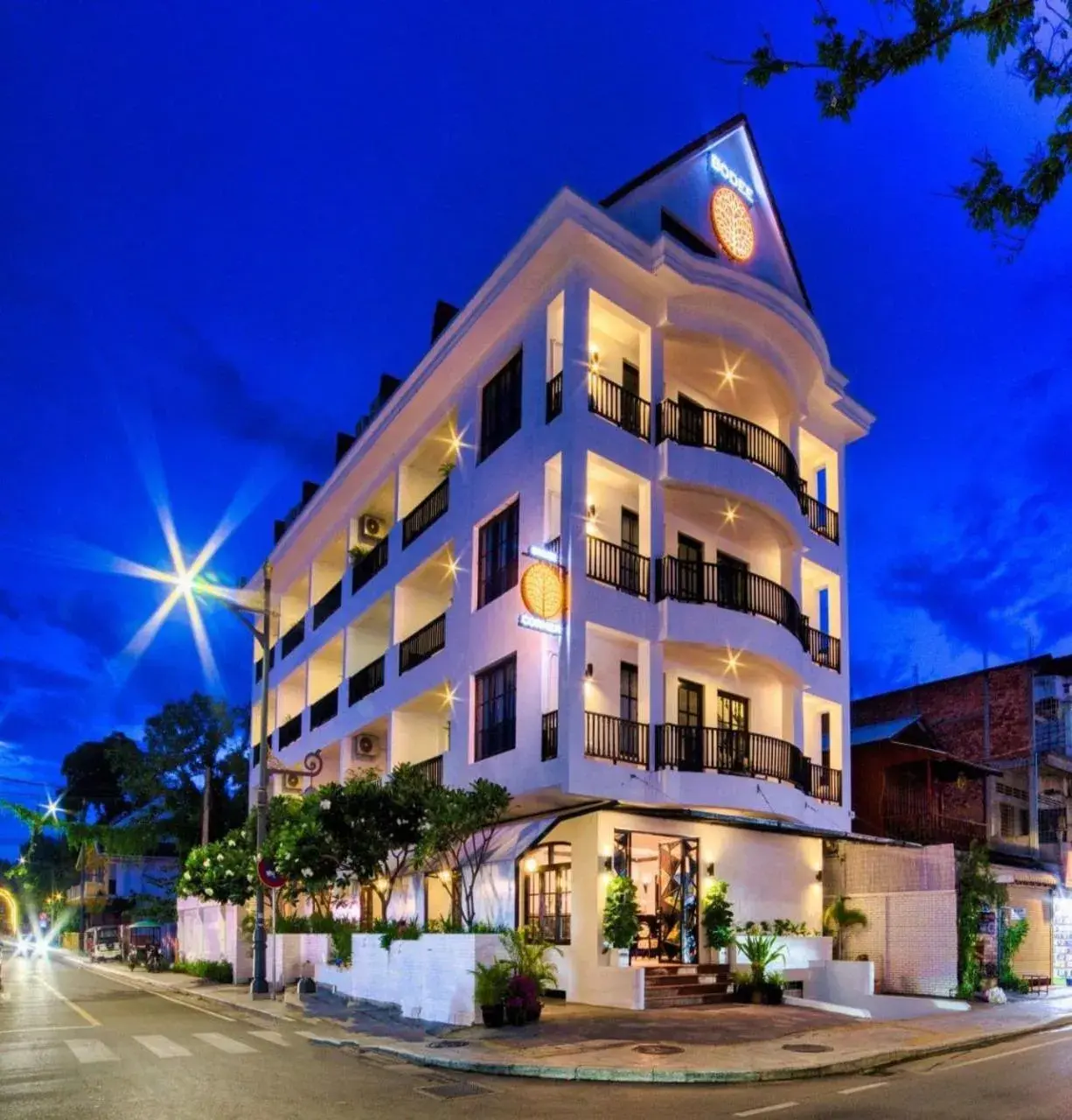 Property building in Bodee Corner Property building in Bodee Corner