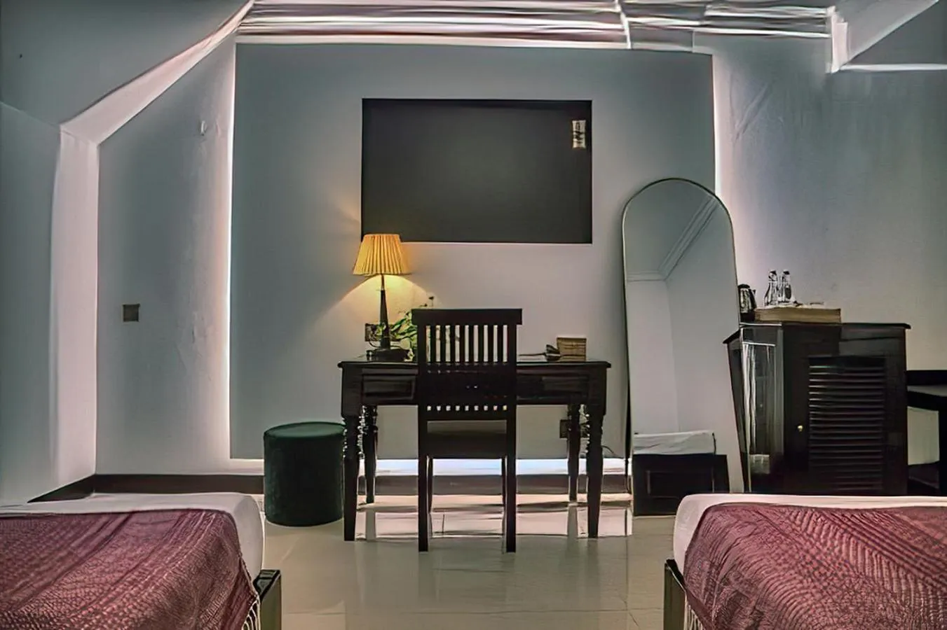 Seating area, Bed in Bodee Corner