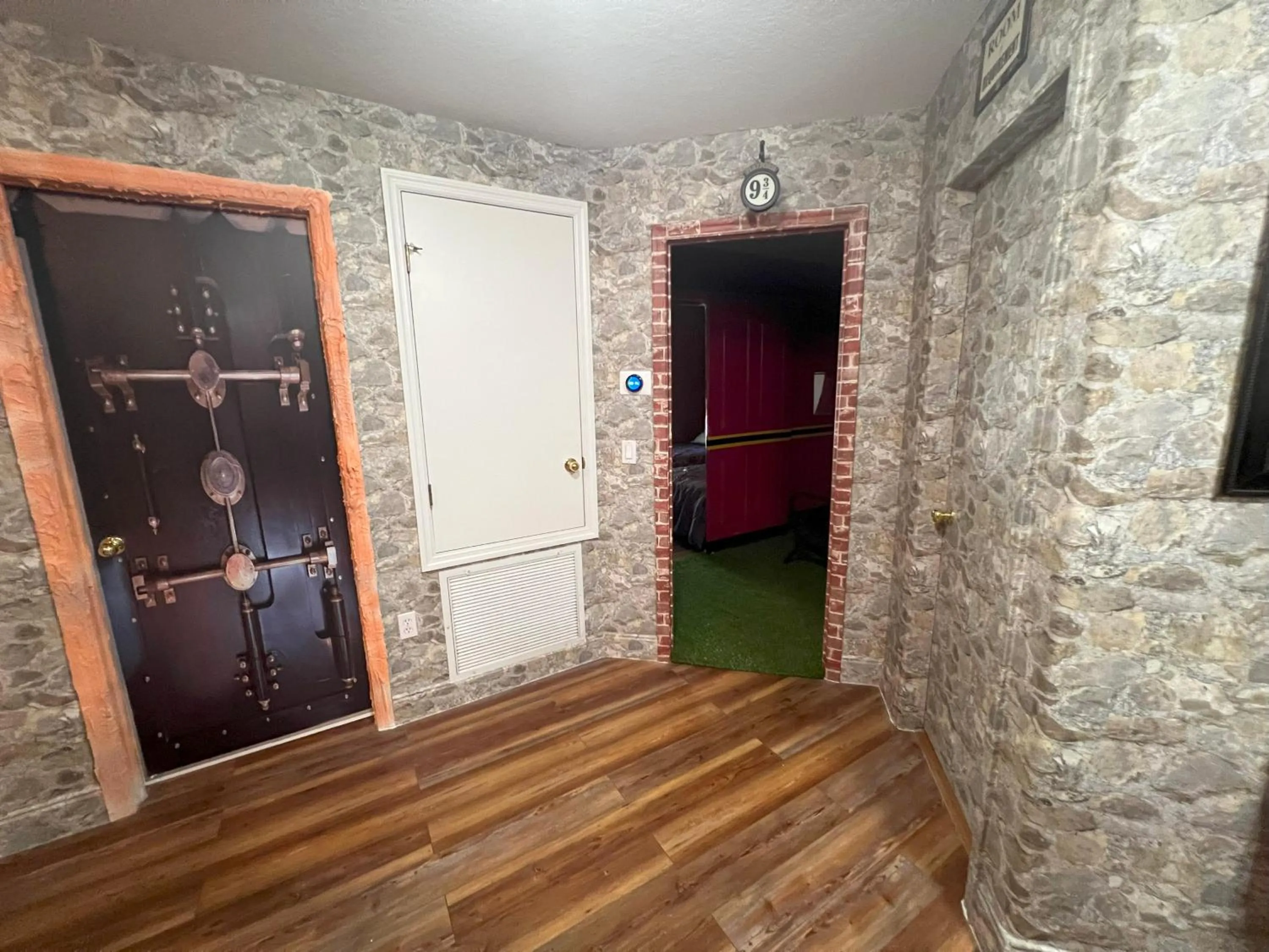 Property building in Magical Castle Near Theme Parks