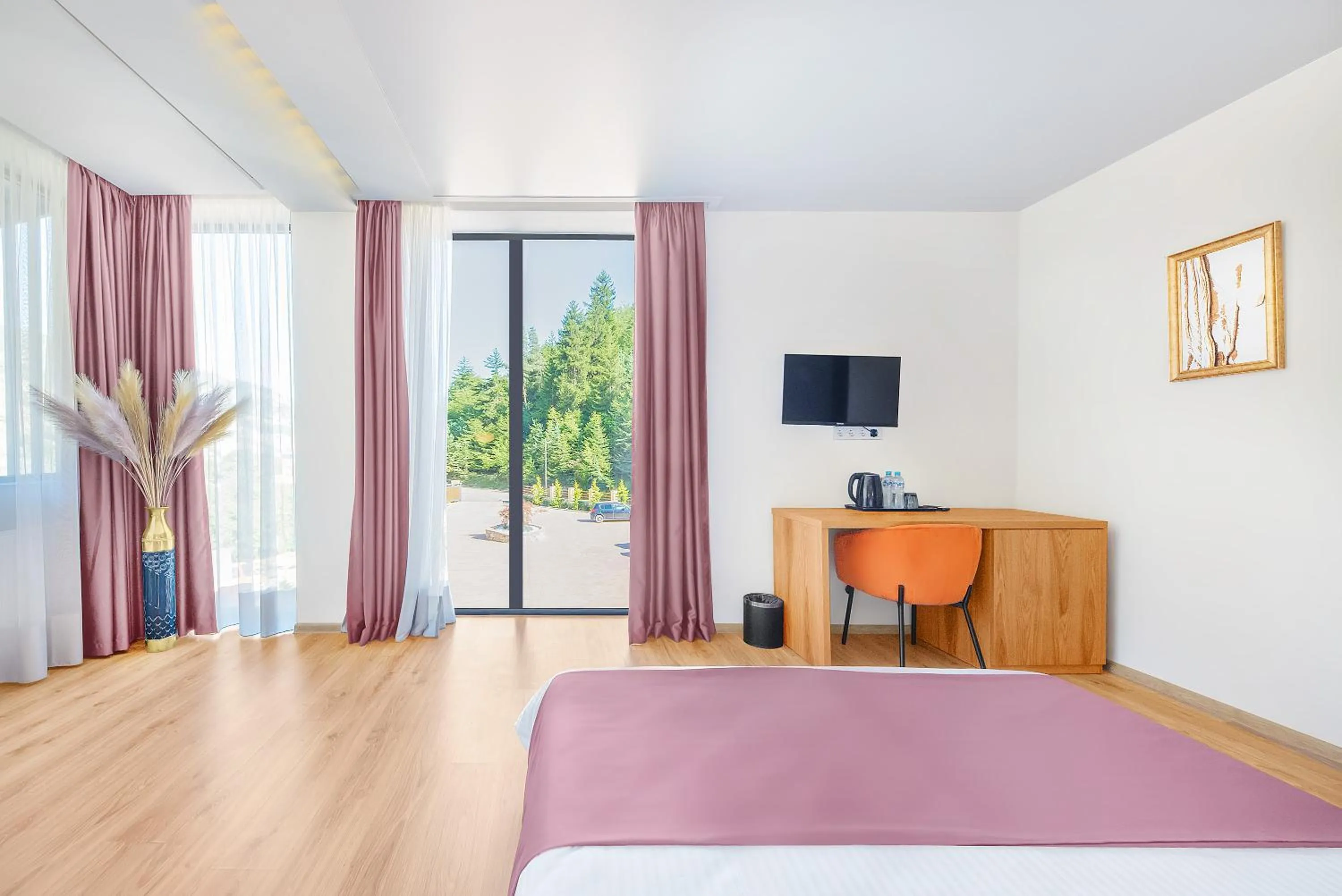 Bed in Solo Grand Boshuri Hotel Wellness Resort